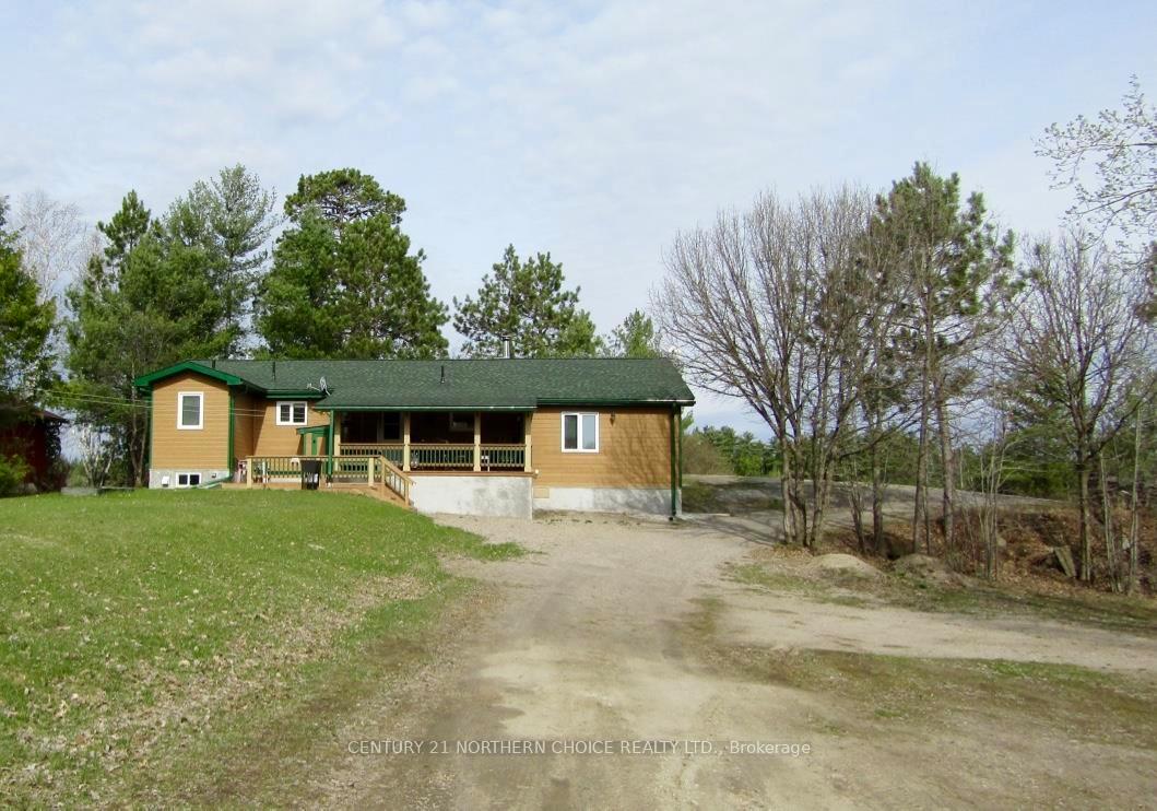 Photo 2 of 689 Bears Pass Road, Fort Frances — HOMEH