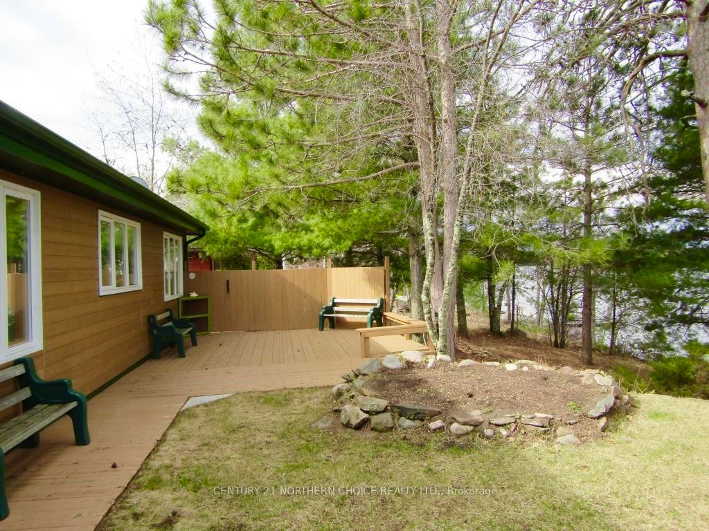 Photo 5 of 689 Bears Pass Road, Fort Frances — HOMEH