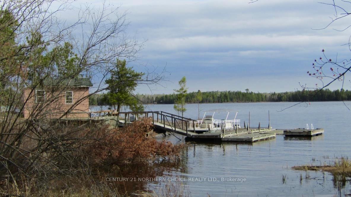Photo 7 of 689 Bears Pass Road, Fort Frances — HOMEH