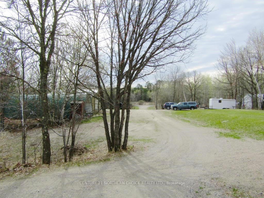 Photo 39 of 689 Bears Pass Road, Fort Frances — HOMEH