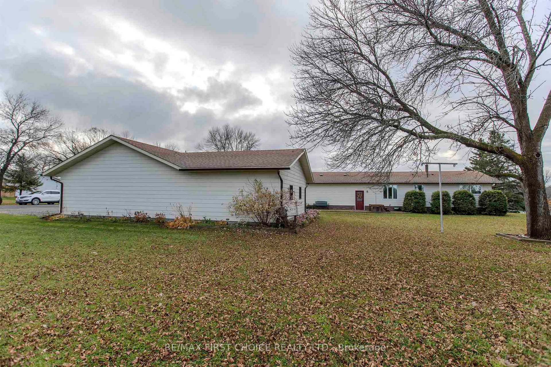 Photo 4 of 57 Strachan Drive, Emo — HOMEH
