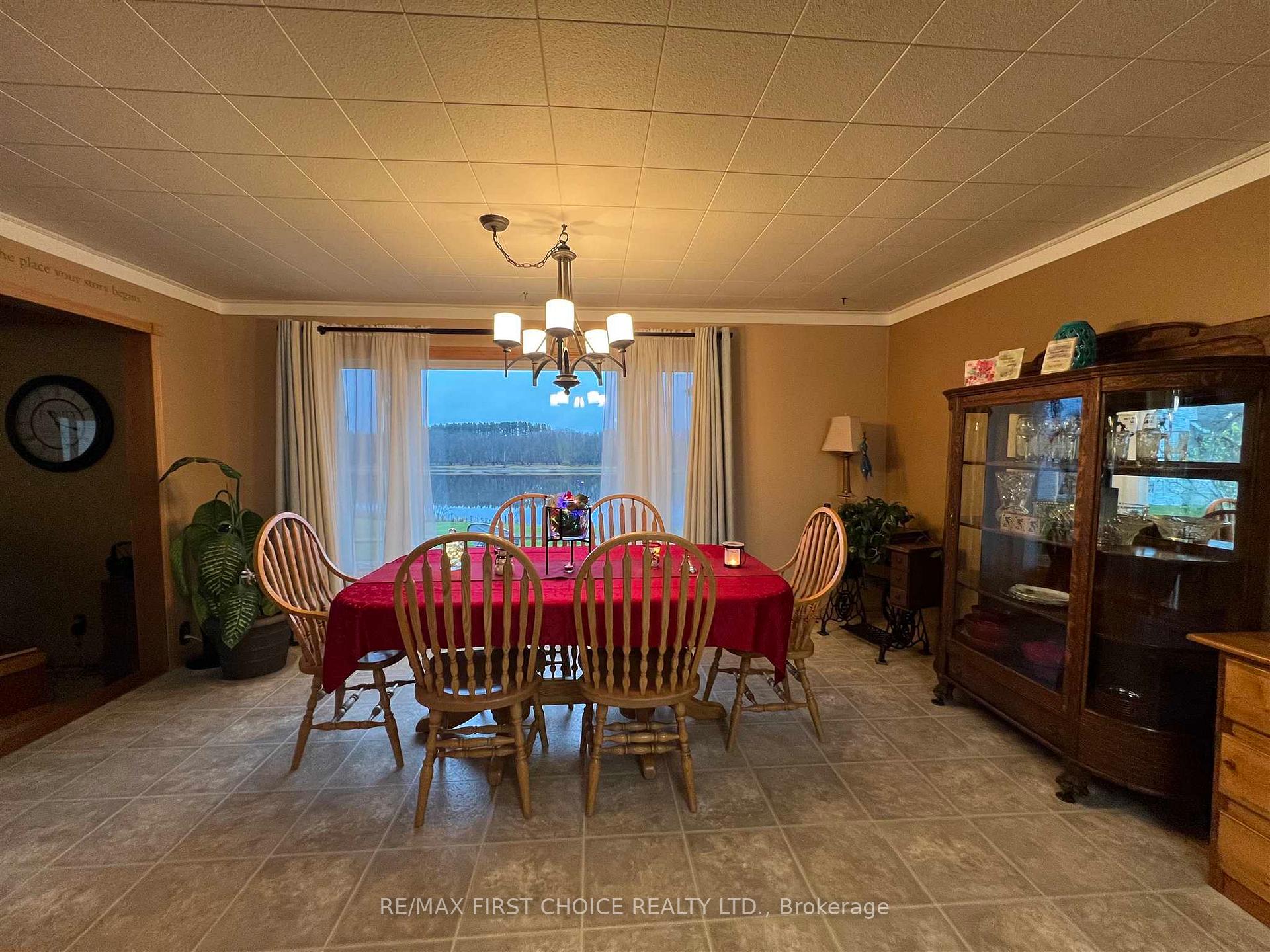 Photo 10 of 57 Strachan Drive, Emo — HOMEH