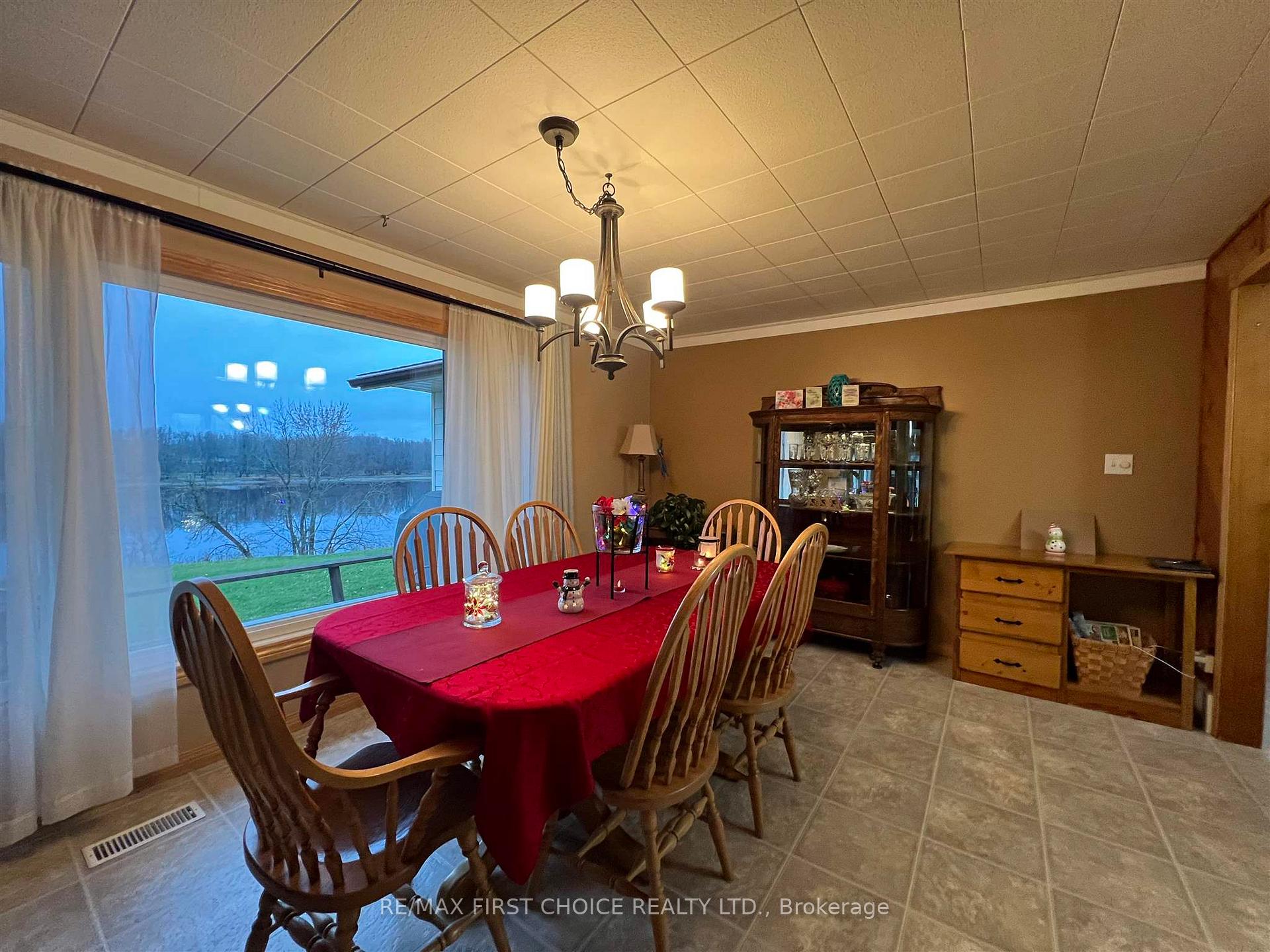 Photo 11 of 57 Strachan Drive, Emo — HOMEH