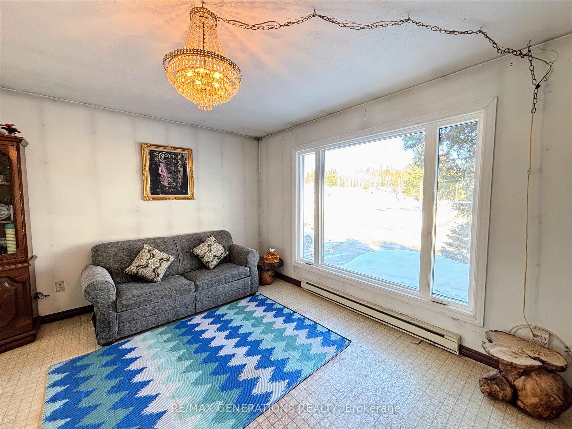 Photo 9 of 58 Matachewan Road, Manitouwadge — HOMEH