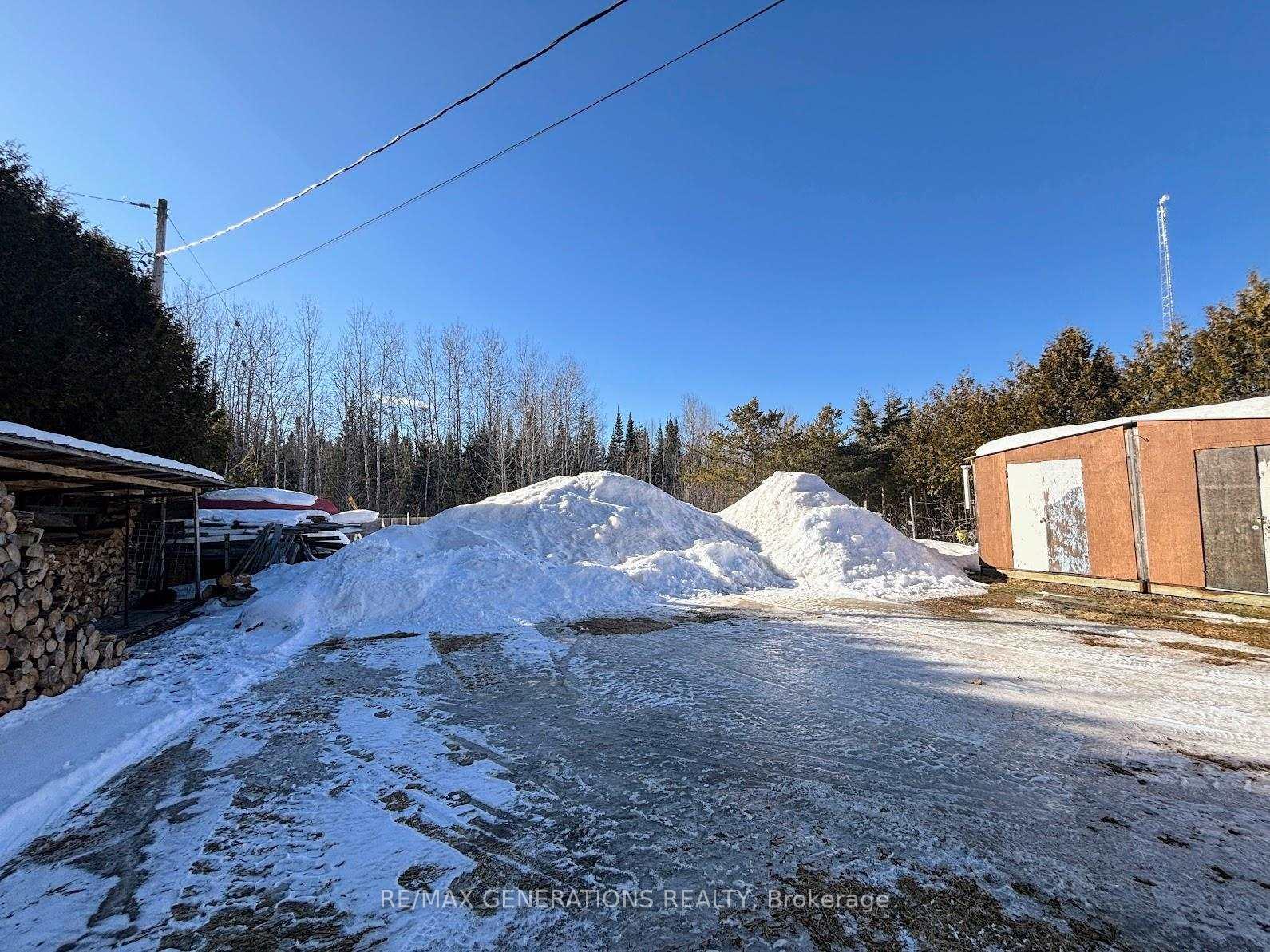 Photo 41 of 58 Matachewan Road, Manitouwadge — HOMEH