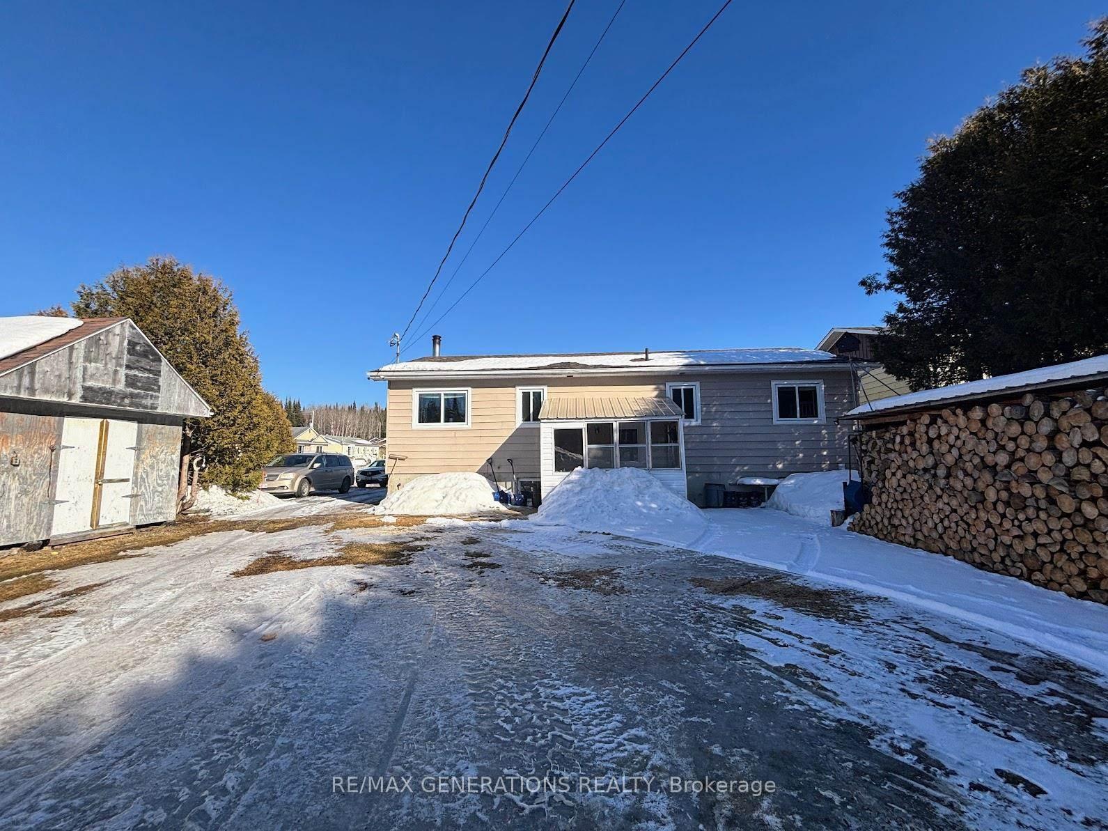 Photo 44 of 58 Matachewan Road, Manitouwadge — HOMEH
