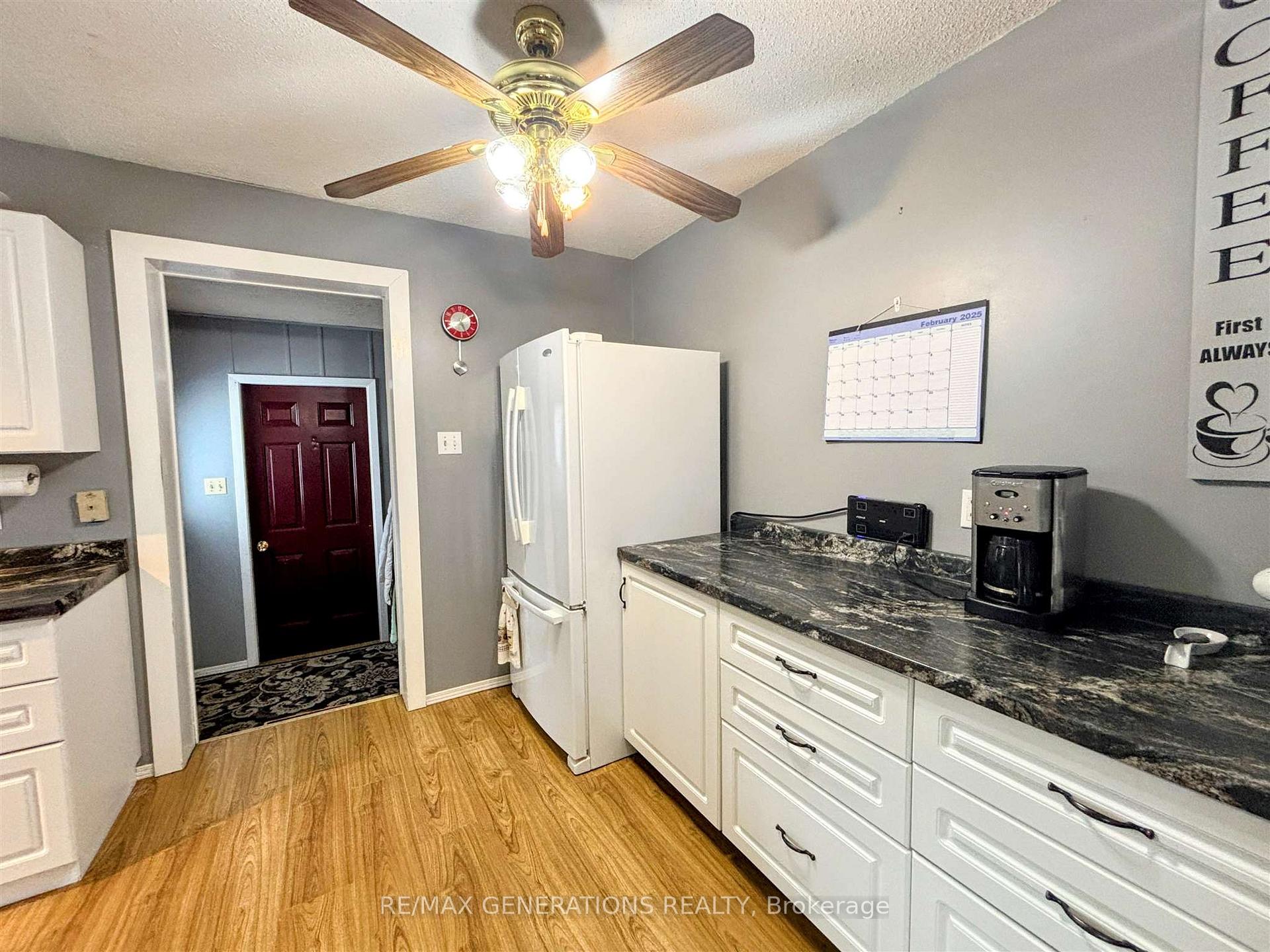 Photo 12 of 125 Hemlo Drive, Marathon — HOMEH
