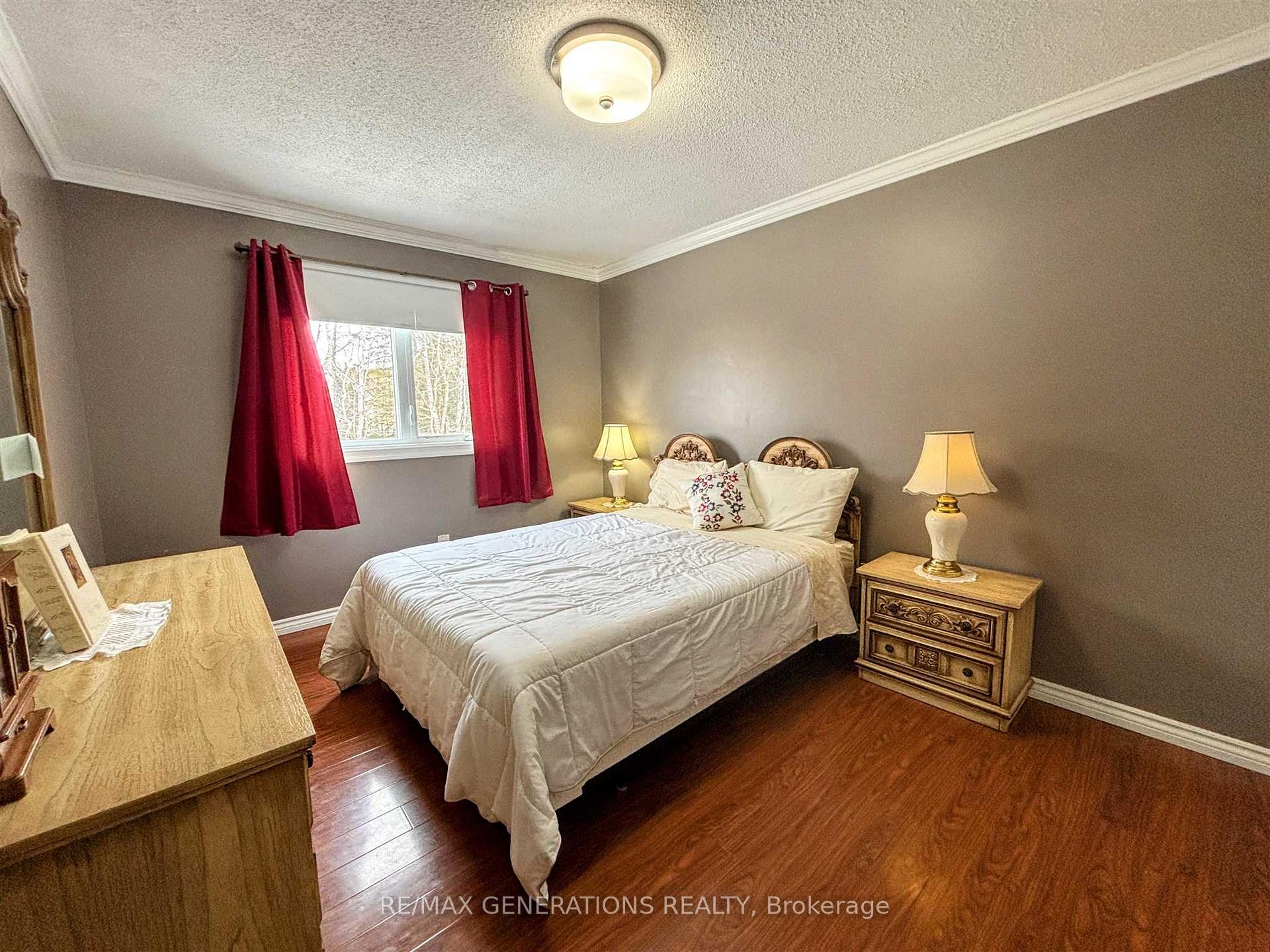 Photo 15 of 125 Hemlo Drive, Marathon — HOMEH