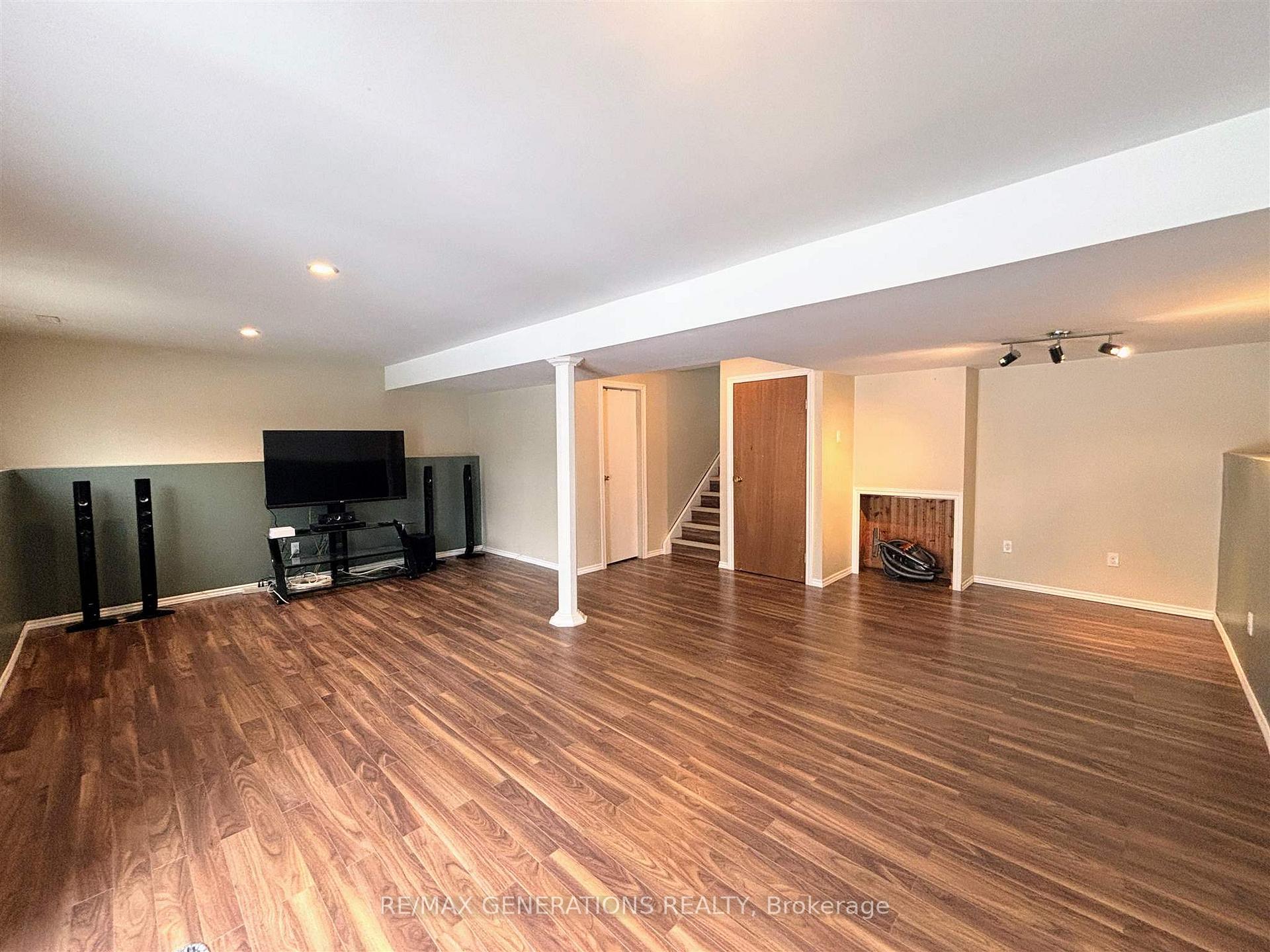 Photo 30 of 125 Hemlo Drive, Marathon — HOMEH
