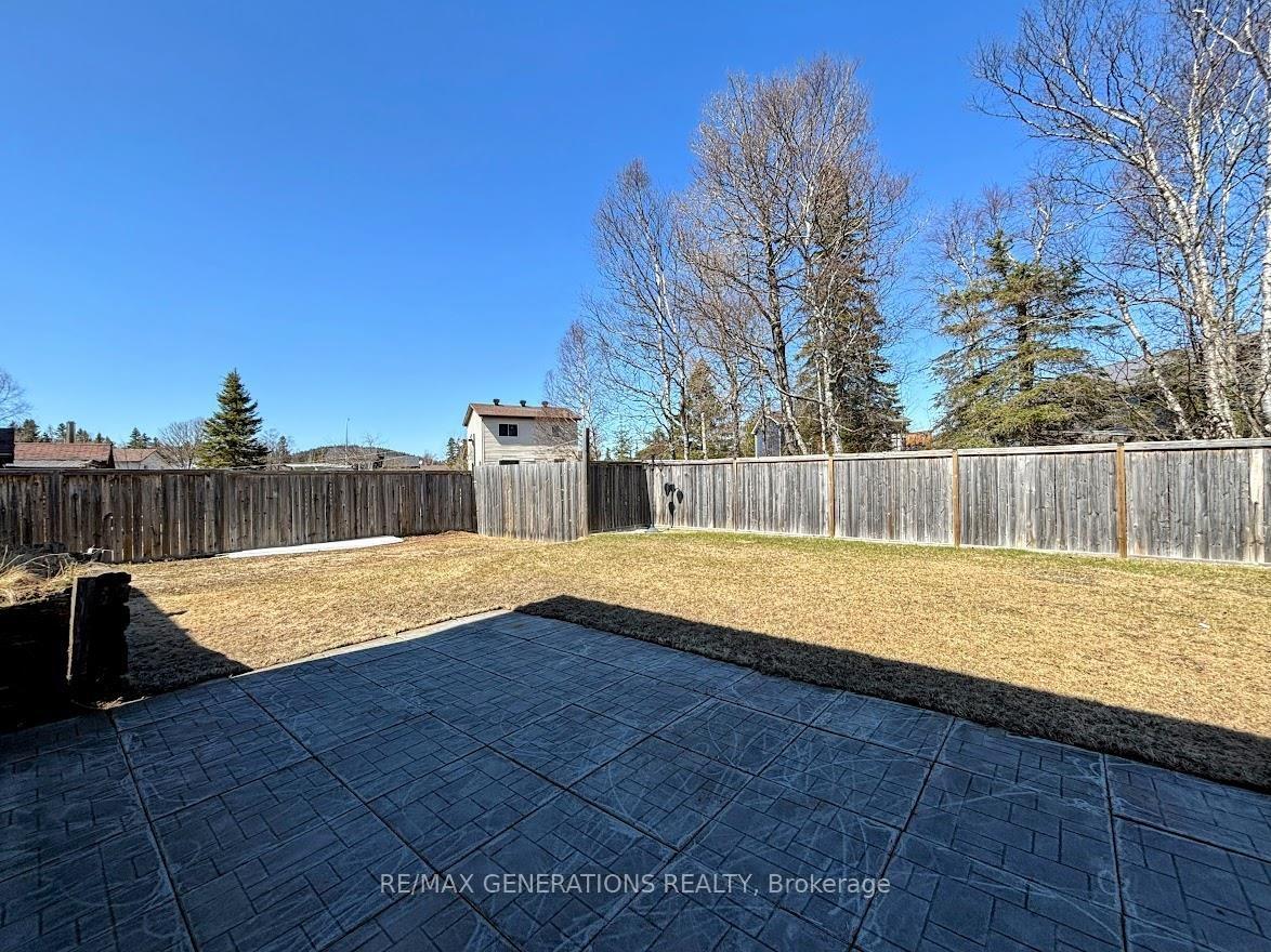 Photo 47 of 125 Hemlo Drive, Marathon — HOMEH