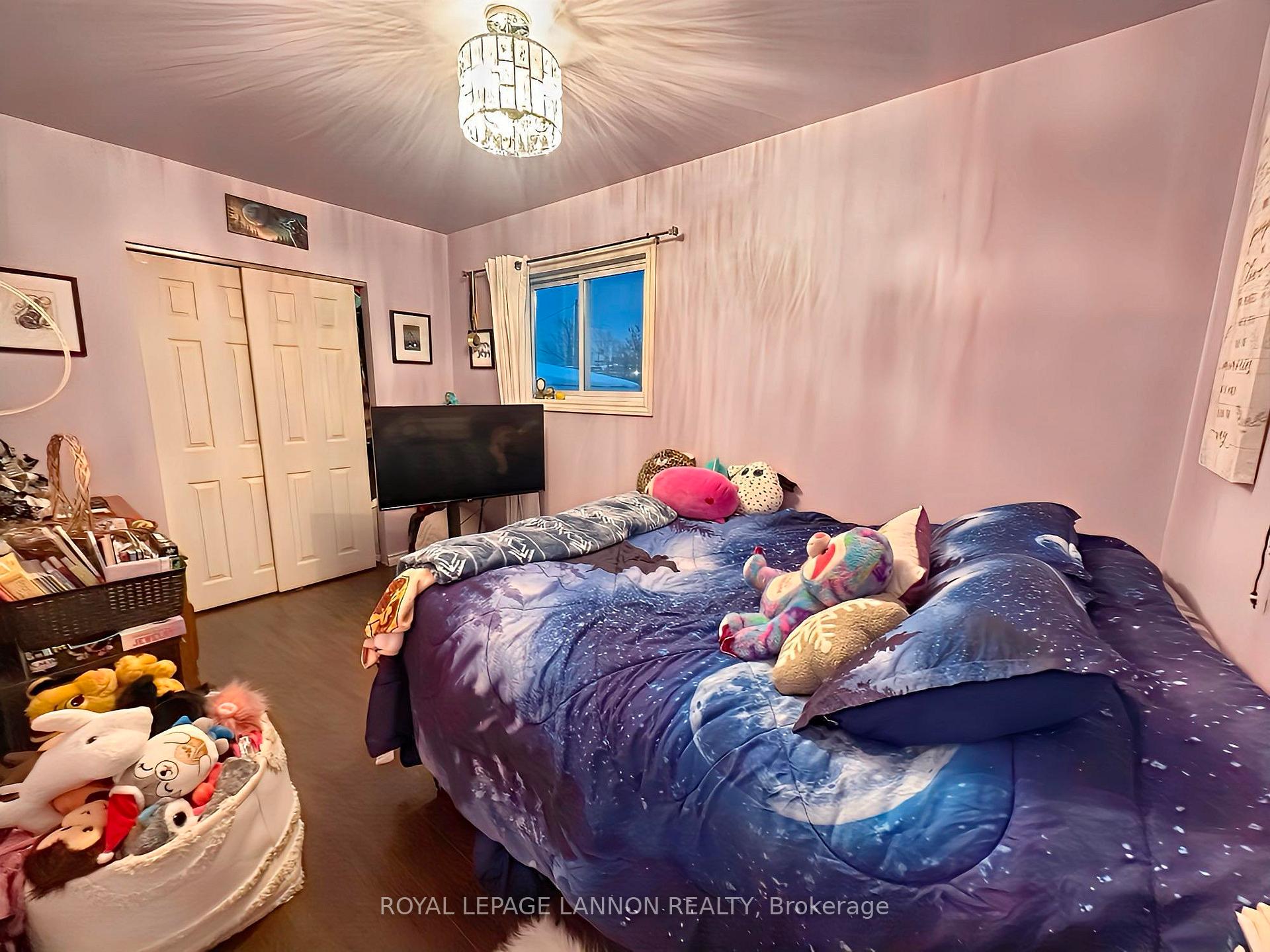 Photo 13 of 405 First Street, Greenstone — HOMEH