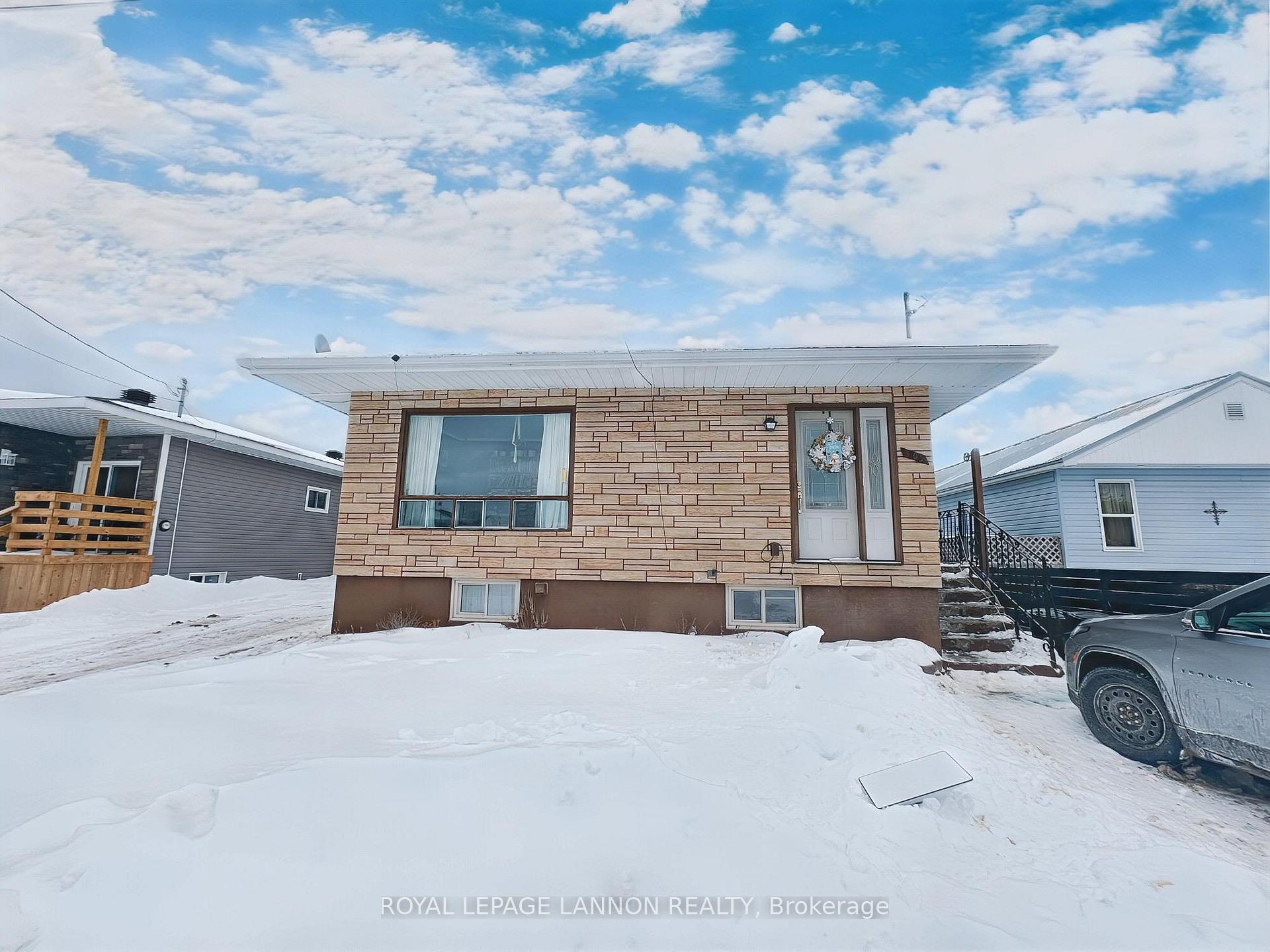 Photo 18 of 405 First Street, Greenstone — HOMEH