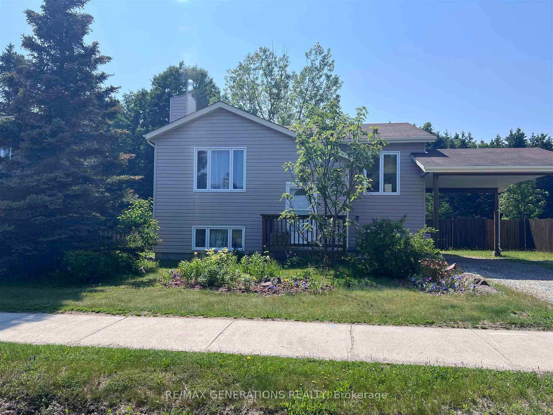 Photo 1 of 25 Nicolet Drive, Marathon — HOMEH