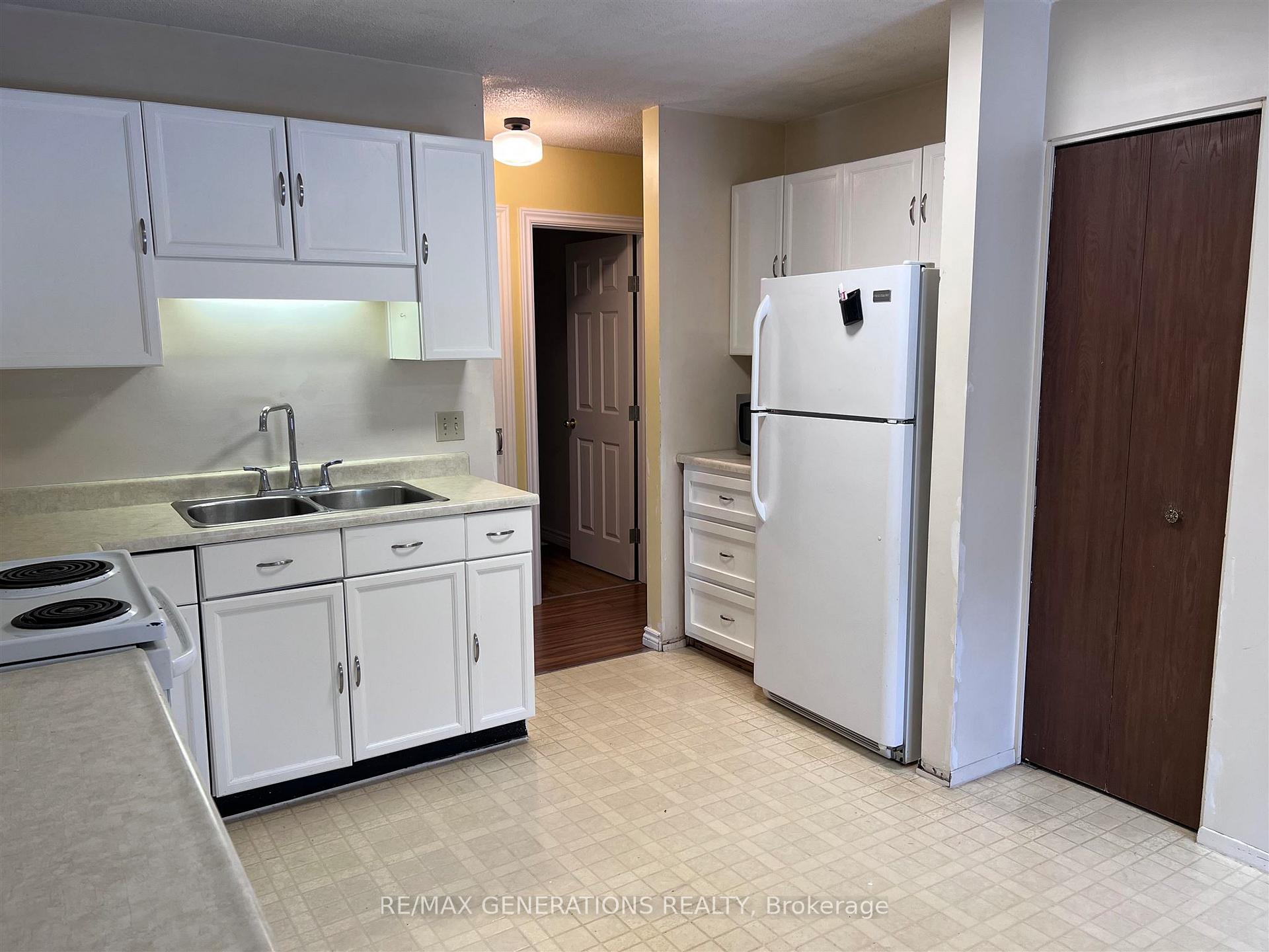 Photo 7 of 25 Nicolet Drive, Marathon — HOMEH