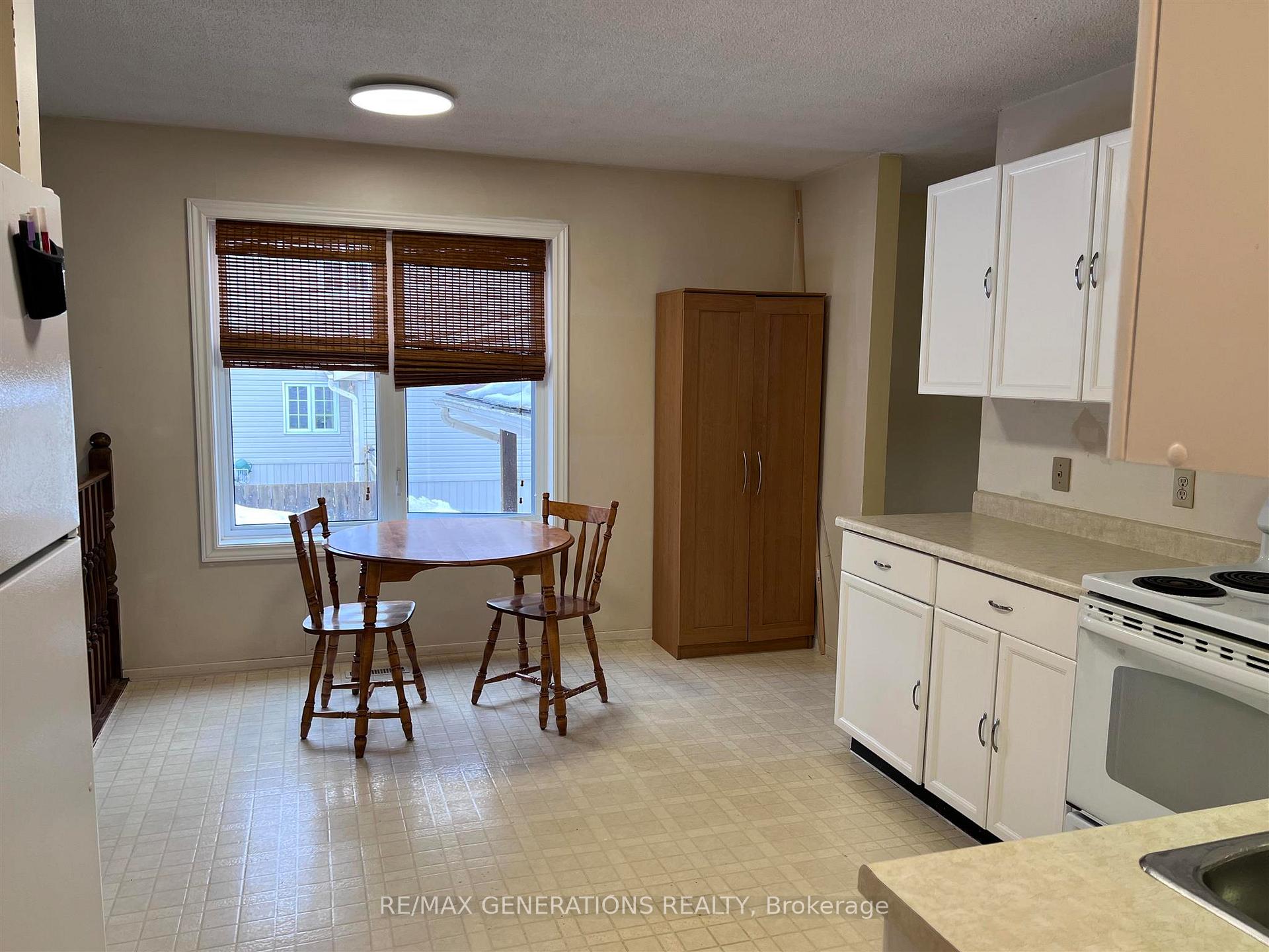 Photo 10 of 25 Nicolet Drive, Marathon — HOMEH