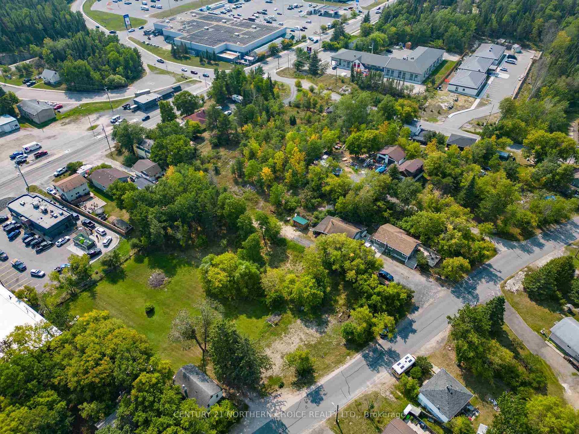 Photo 3 of Lots 1,2 & 3 River Drive, Kenora, Lakeside — HOMEH