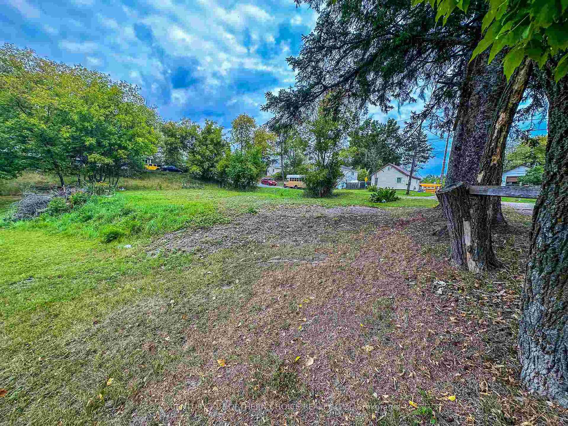 Photo 10 of Lots 1,2 & 3 River Drive, Kenora, Lakeside — HOMEH