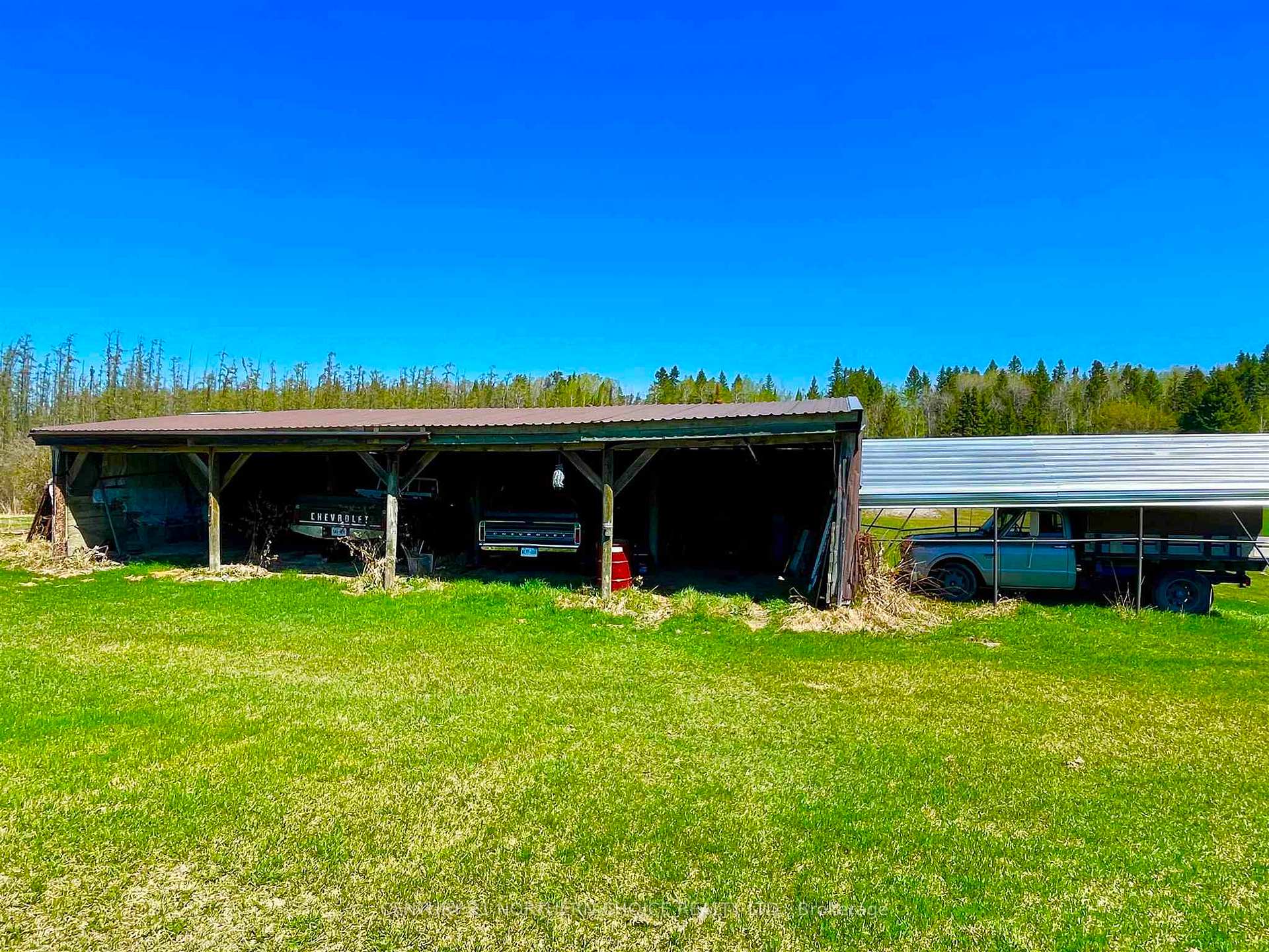 Photo 4 of 276 Hwy 609, Kenora Remote Area, Blue Lake — HOMEH