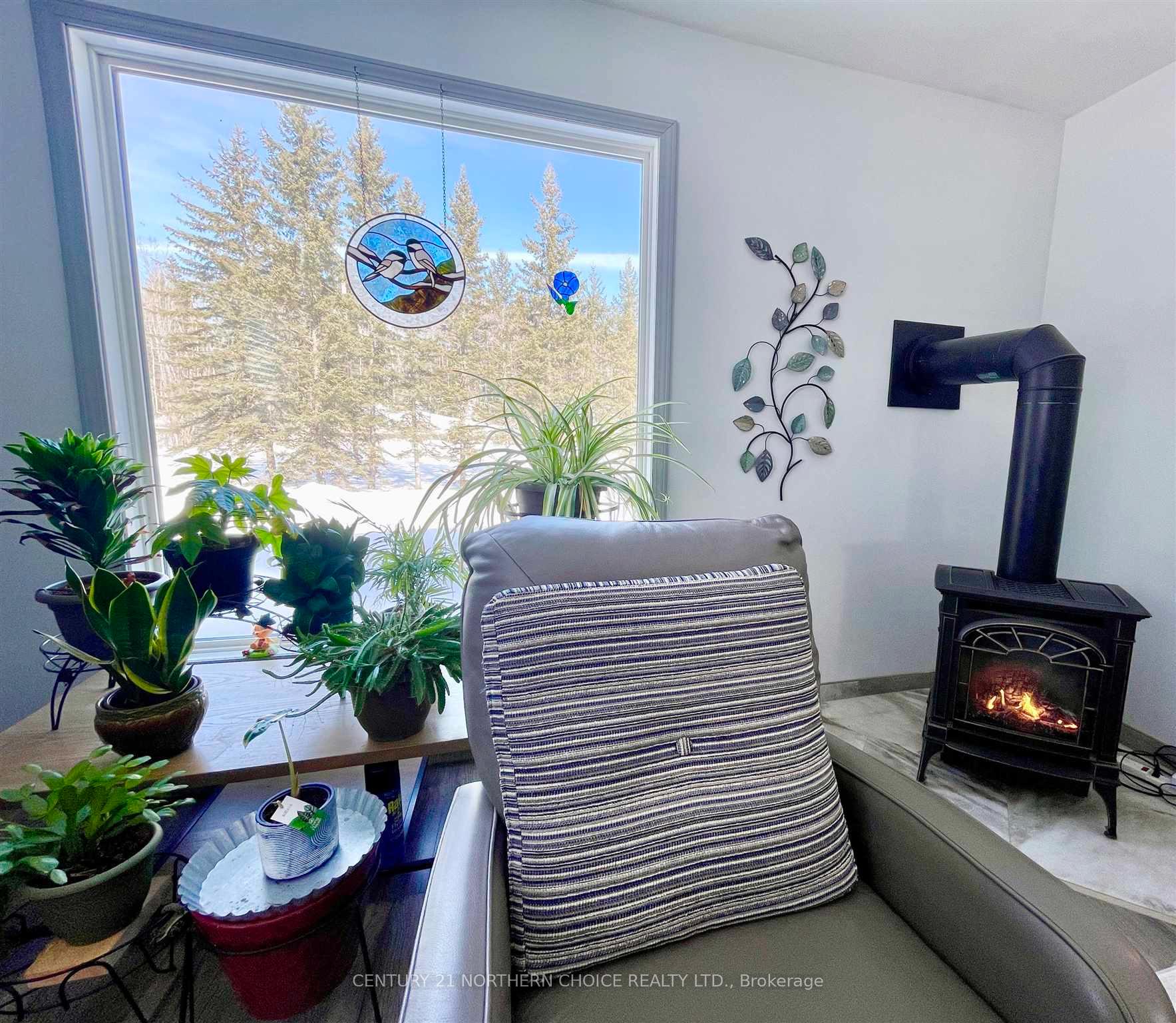 Photo 16 of 276 Hwy 609, Kenora Remote Area, Blue Lake — HOMEH