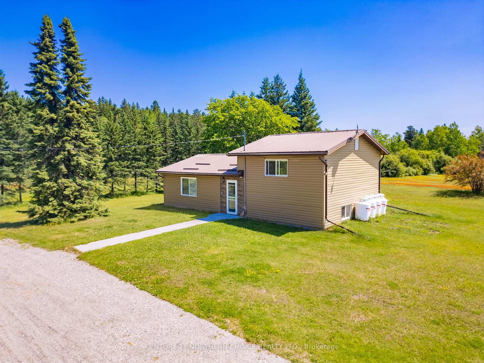 Photo 50 of 276 Hwy 609, Kenora Remote Area, Blue Lake — HOMEH