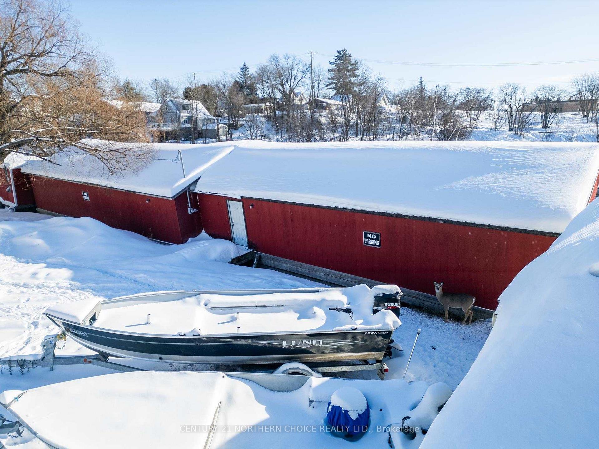 Photo 16 of 611 Third Street South, Kenora, Central — HOMEH