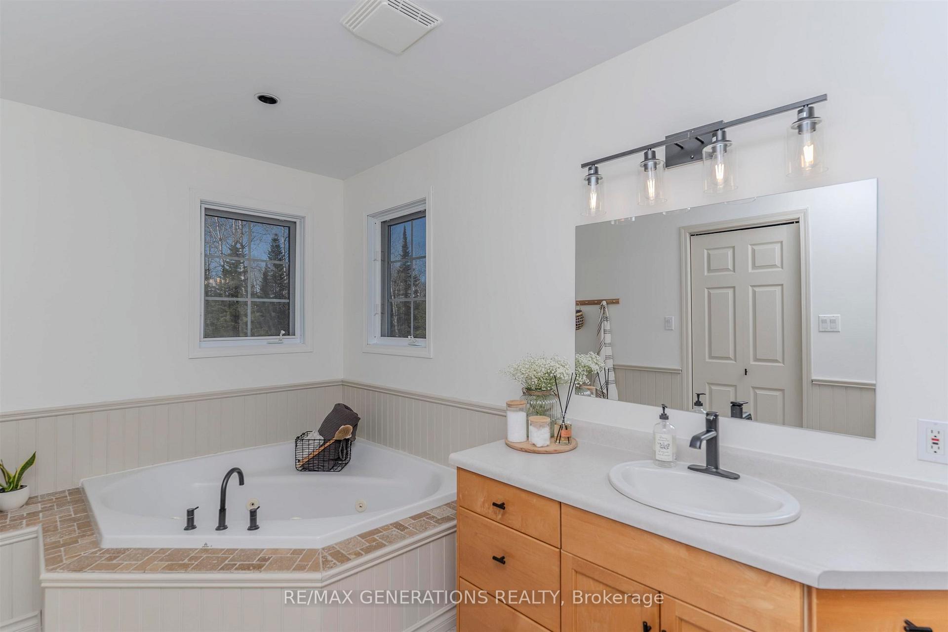Photo 20 of 83 Ryans Road, Thunder Bay Remote Area, Ware — HOMEH