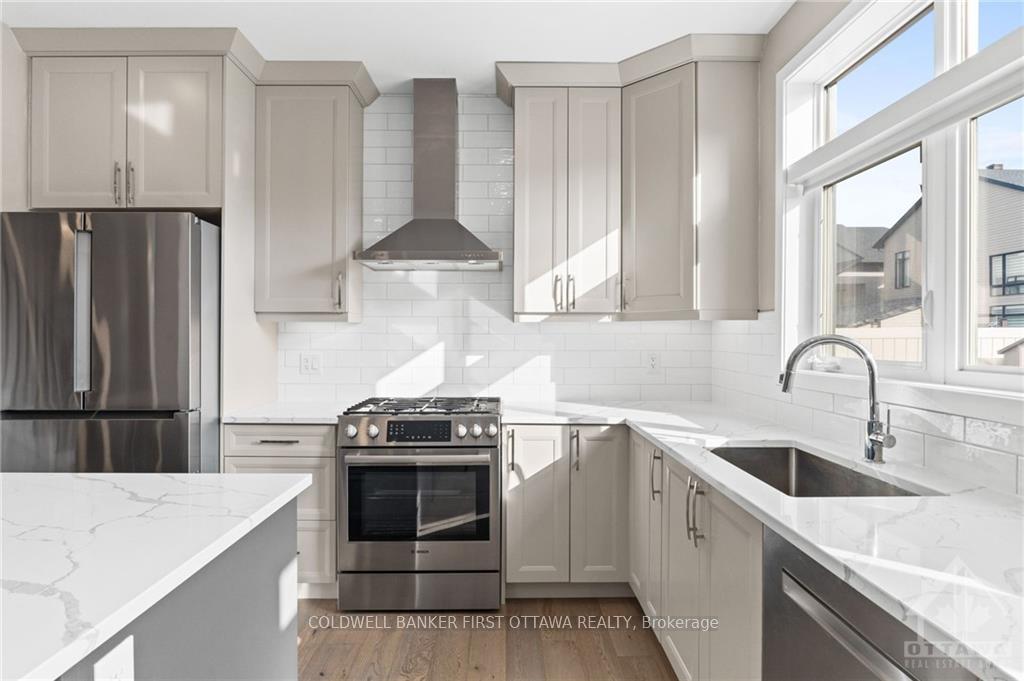 Photo 8 of 68 Hubble Heights, Ottawa, Riverside South/Gloucester Glen — HOMEH