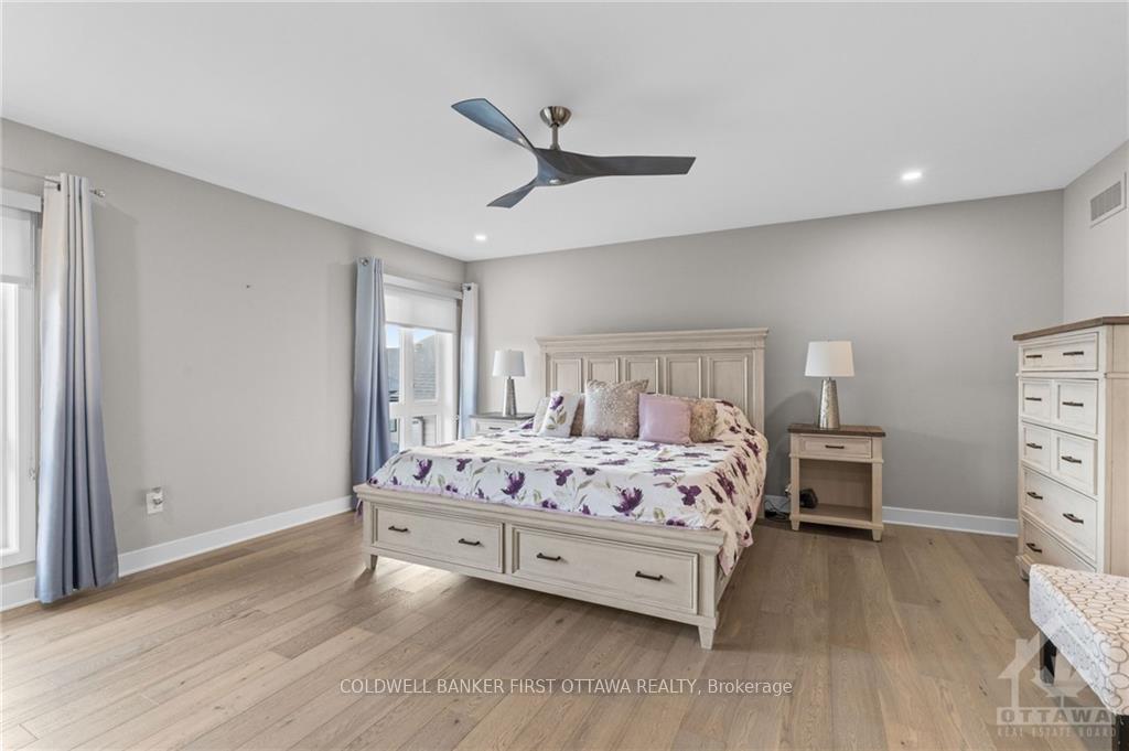 Photo 11 of 68 Hubble Heights, Ottawa, Riverside South/Gloucester Glen — HOMEH