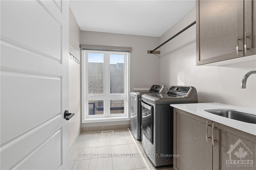 Photo 12 of 68 Hubble Heights, Ottawa, Riverside South/Gloucester Glen — HOMEH