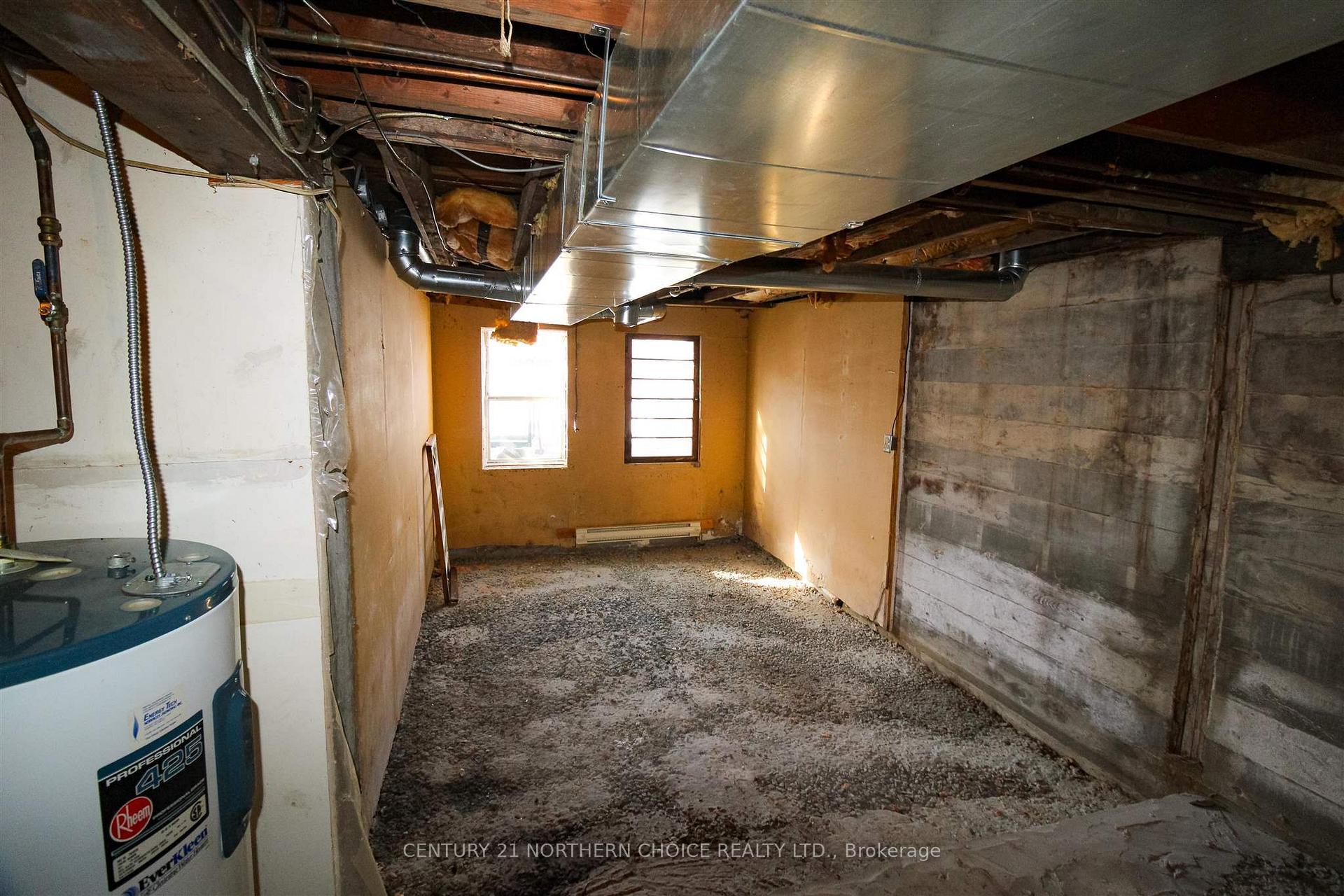 Photo 14 of 829 River Drive, Kenora, Lakeside — HOMEH