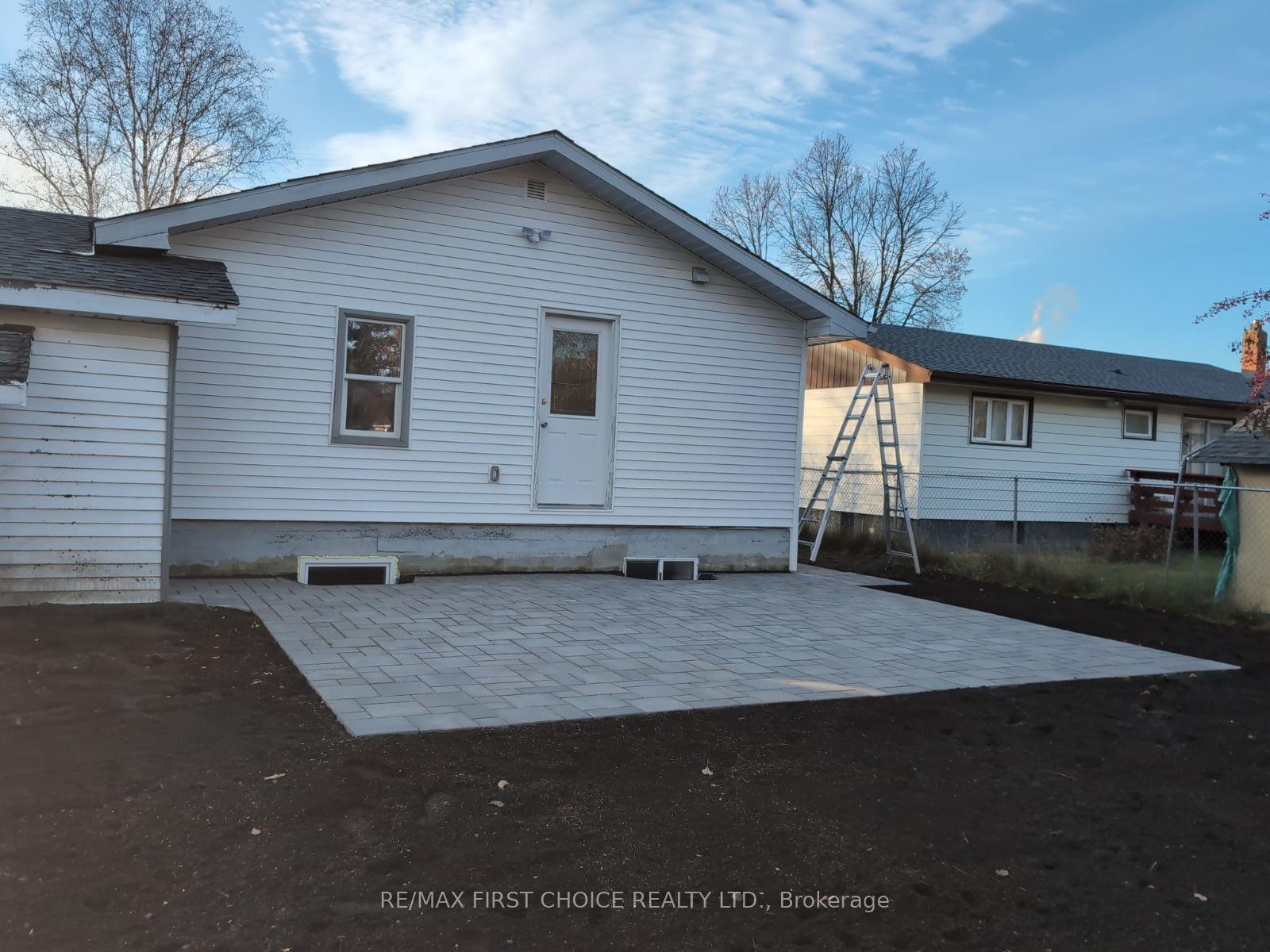 Photo 2 of 215 Pitt Avenue, Dryden, Milestone — HOMEH