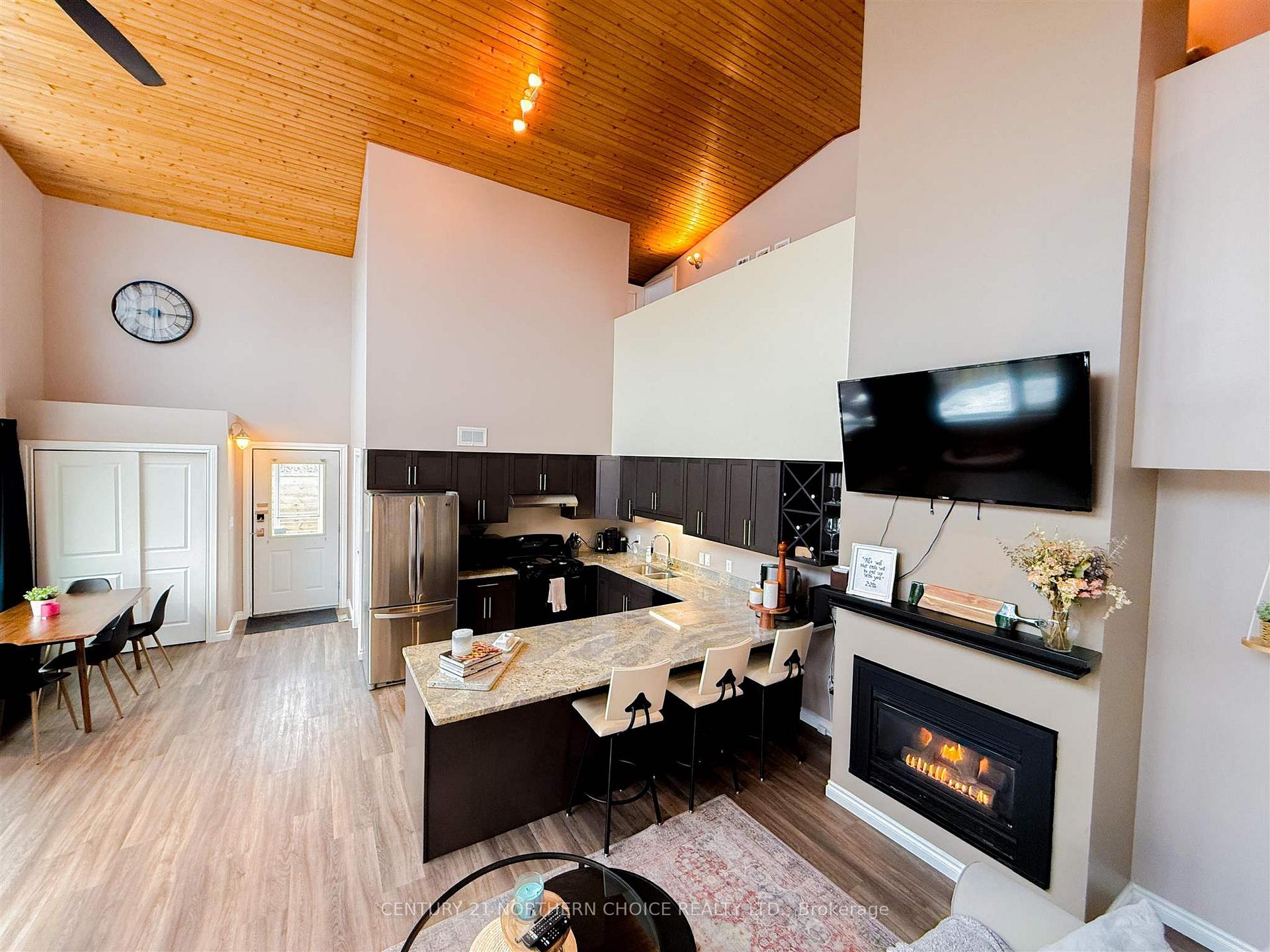 Photo 10 of 126 Mascott Avenue, Kenora, Ride Out — HOMEH