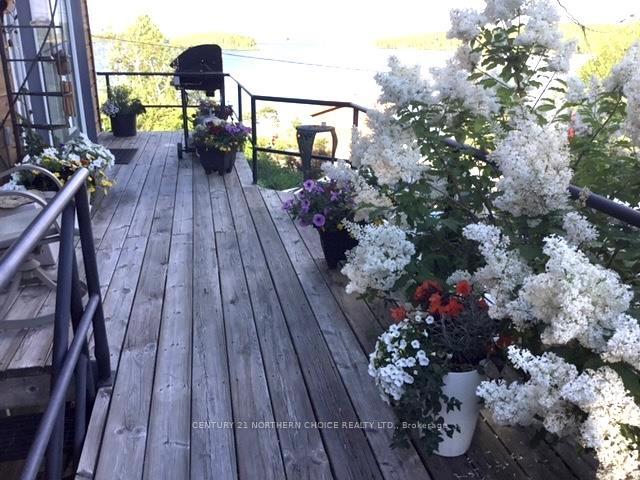 Photo 10 of 51 Howey Street, Red Lake — HOMEH