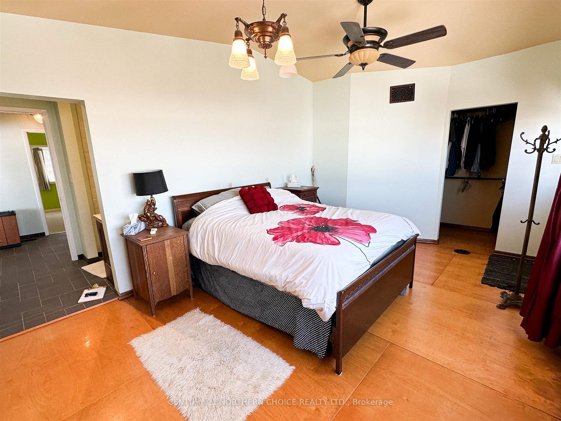 Photo 21 of 51 Howey Street, Red Lake — HOMEH