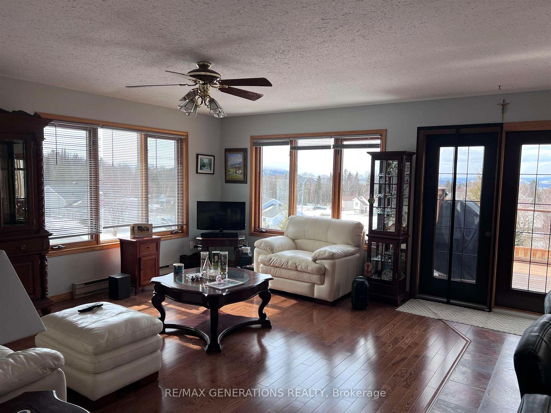 Photo 2 of 1 Godfrey Drive, Marathon — HOMEH