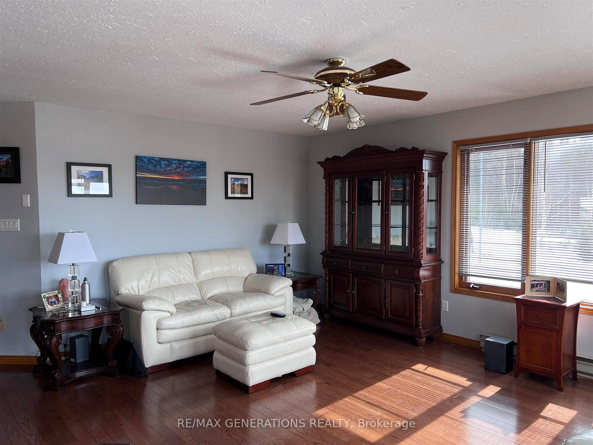 Photo 3 of 1 Godfrey Drive, Marathon — HOMEH