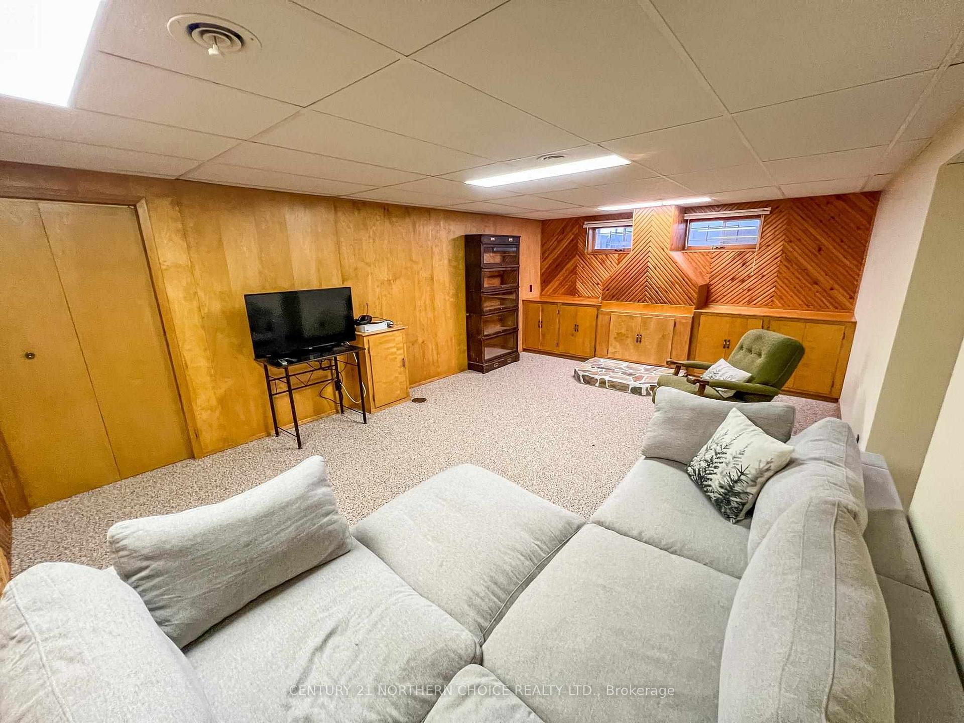 Photo 39 of 1284 Valley Drive, Kenora, Pinecrest — HOMEH