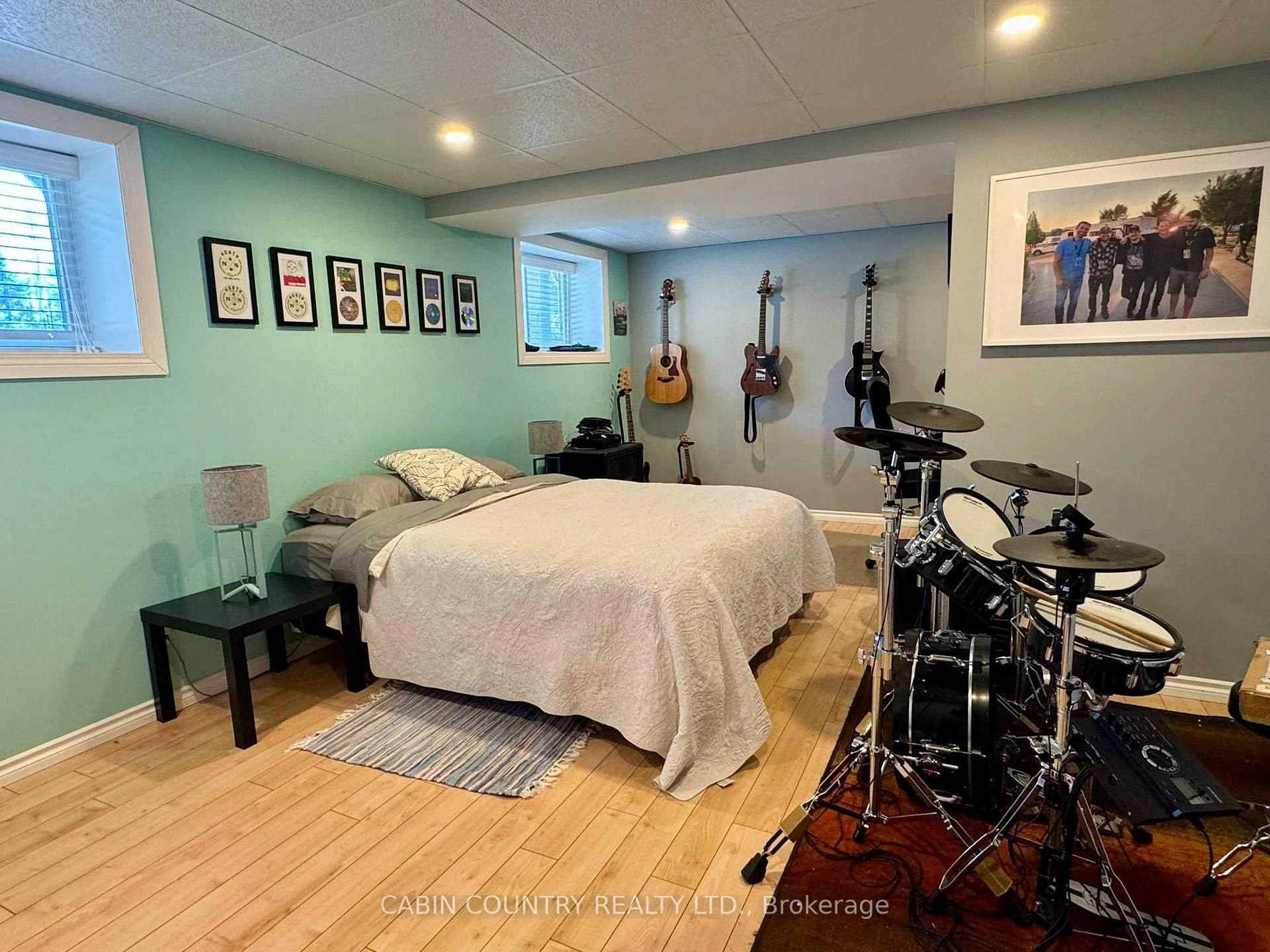 Photo 12 of 1349 Valley Drive, Kenora, Pinecrest — HOMEH