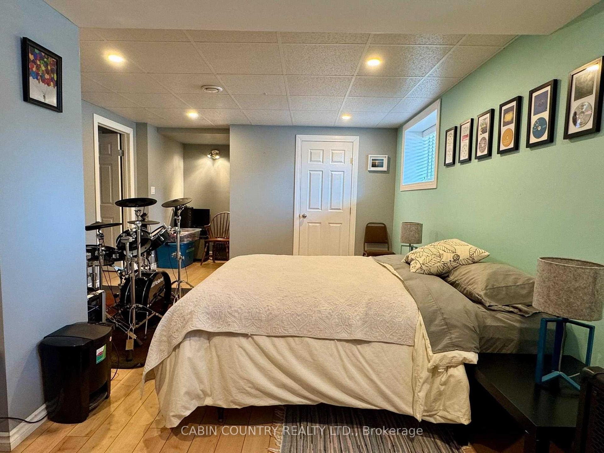Photo 13 of 1349 Valley Drive, Kenora, Pinecrest — HOMEH