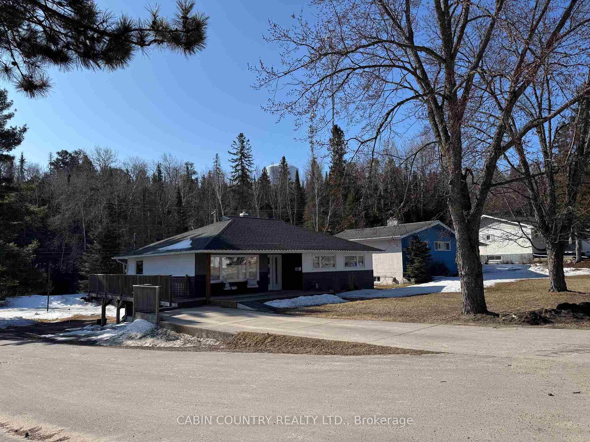 Photo 20 of 1349 Valley Drive, Kenora, Pinecrest — HOMEH