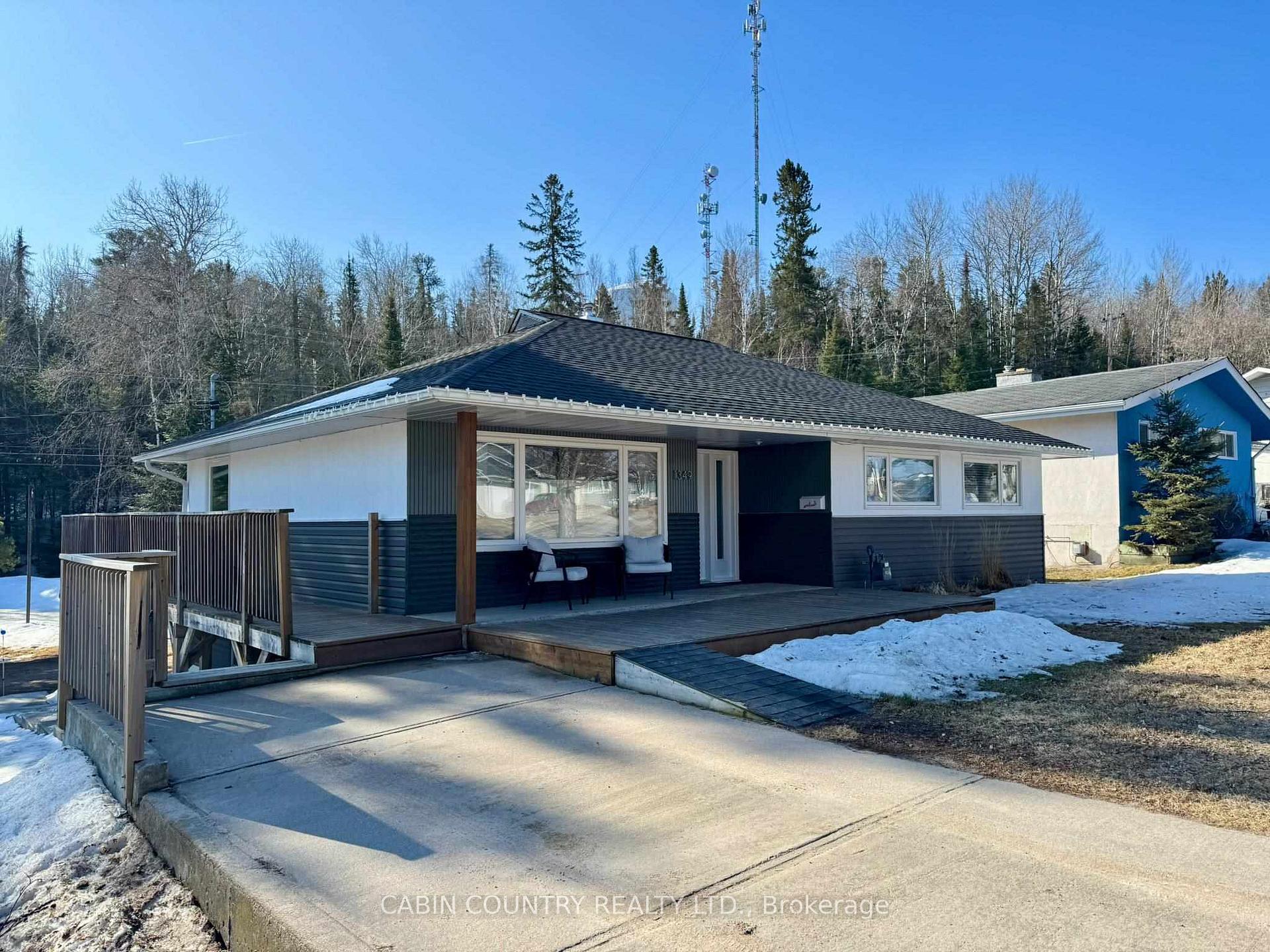 Photo 21 of 1349 Valley Drive, Kenora, Pinecrest — HOMEH