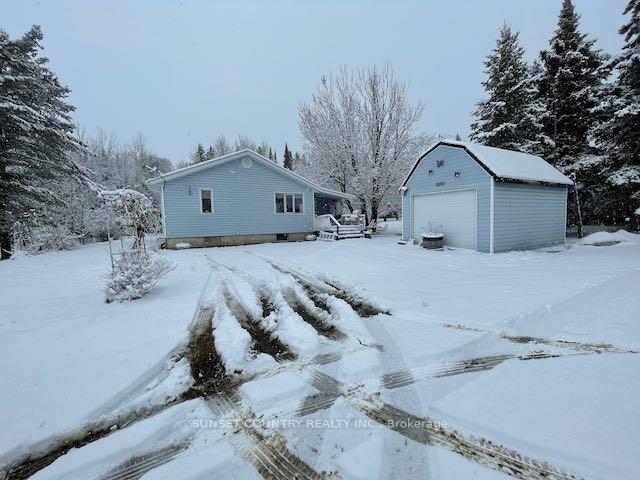 Photo 24 of 18 Lena Lane, Kenora Remote Area, Dinorwic — HOMEH