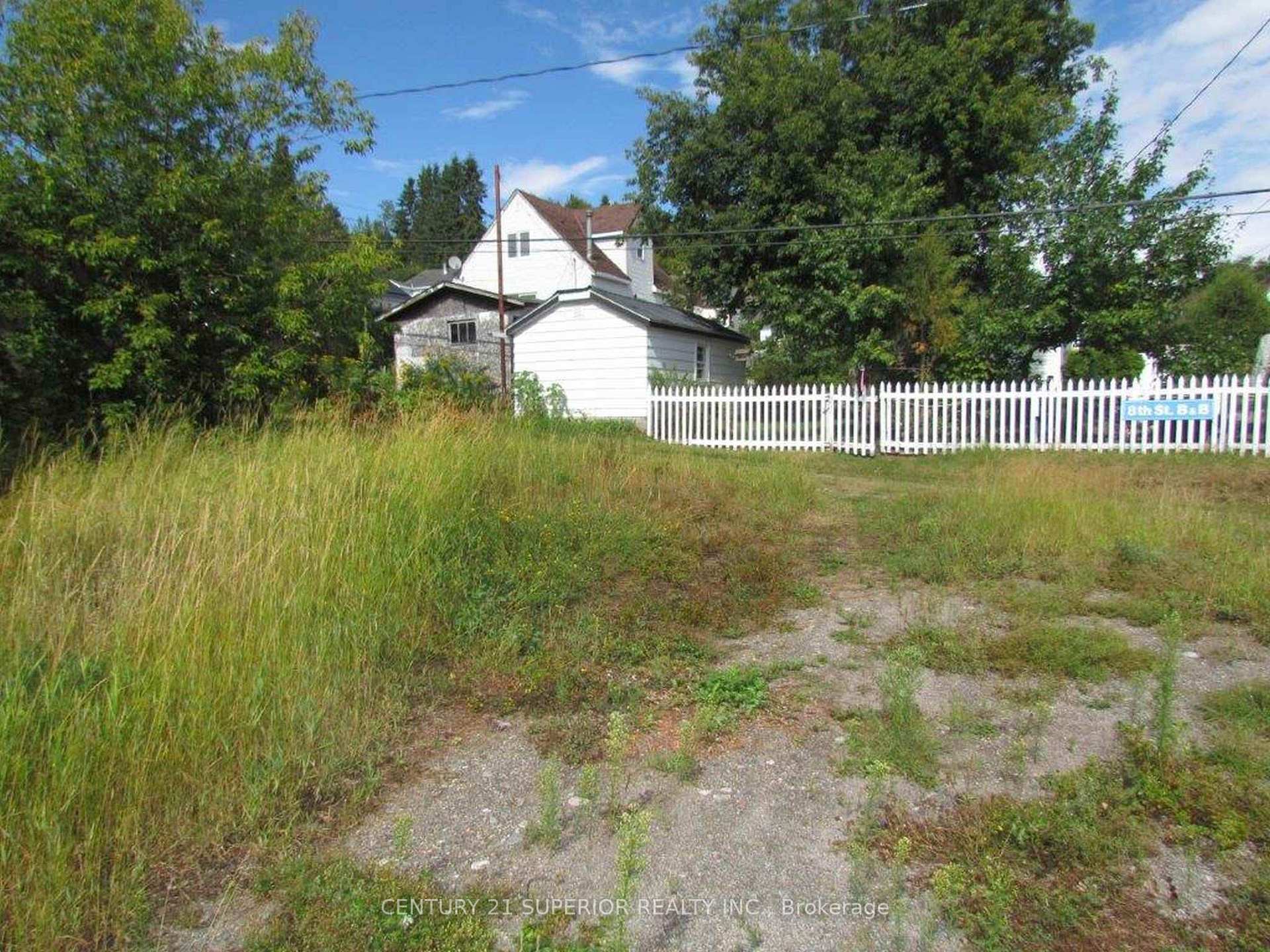 Photo 6 of 111 Seventh Street, Nipigon — HOMEH