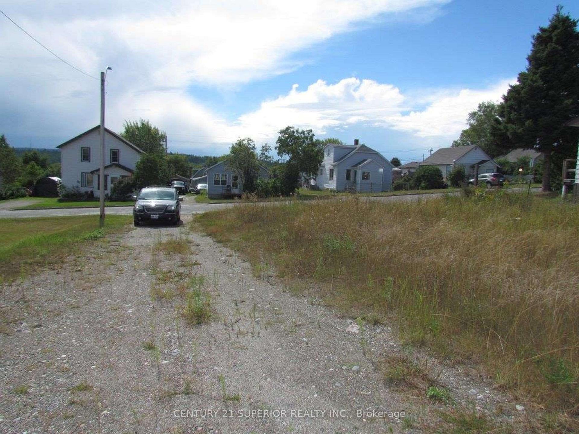 Photo 7 of 111 Seventh Street, Nipigon — HOMEH