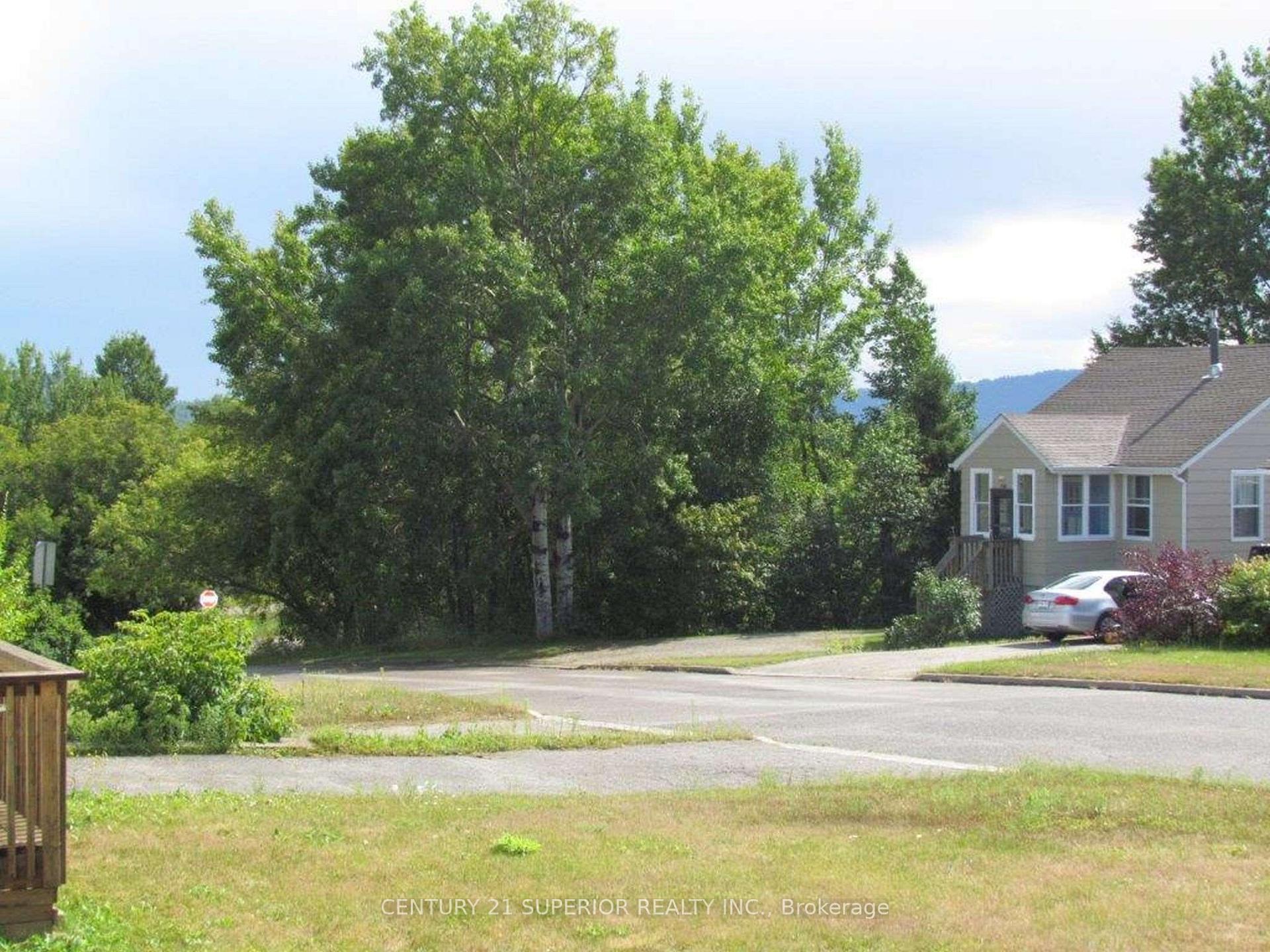 Photo 9 of 111 Seventh Street, Nipigon — HOMEH