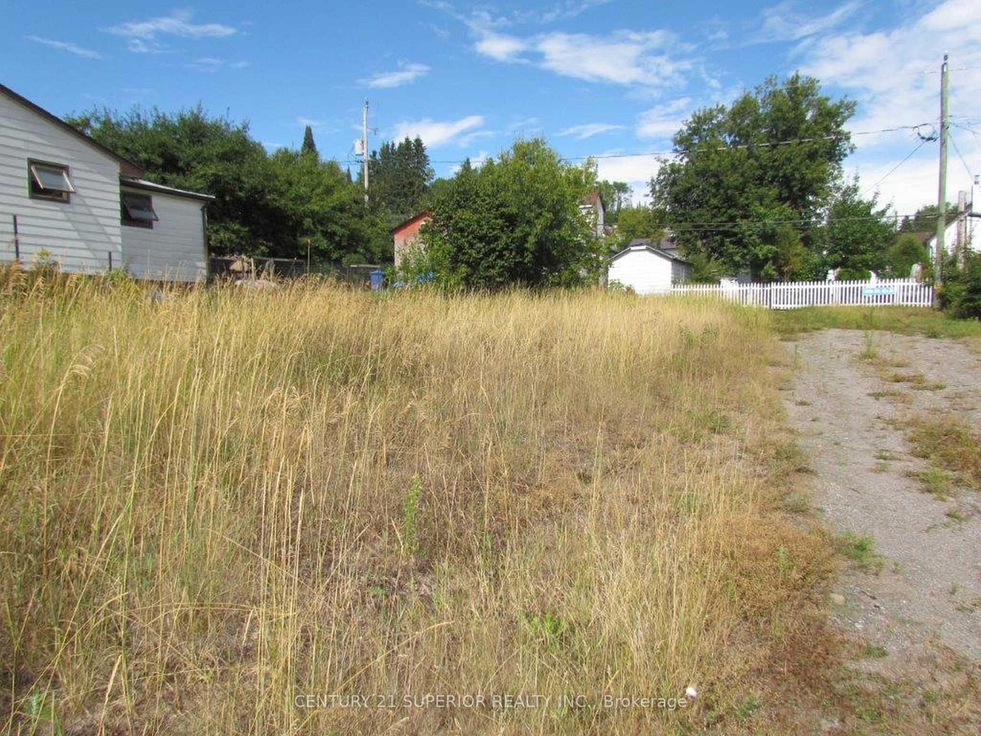 Photo 10 of 111 Seventh Street, Nipigon — HOMEH