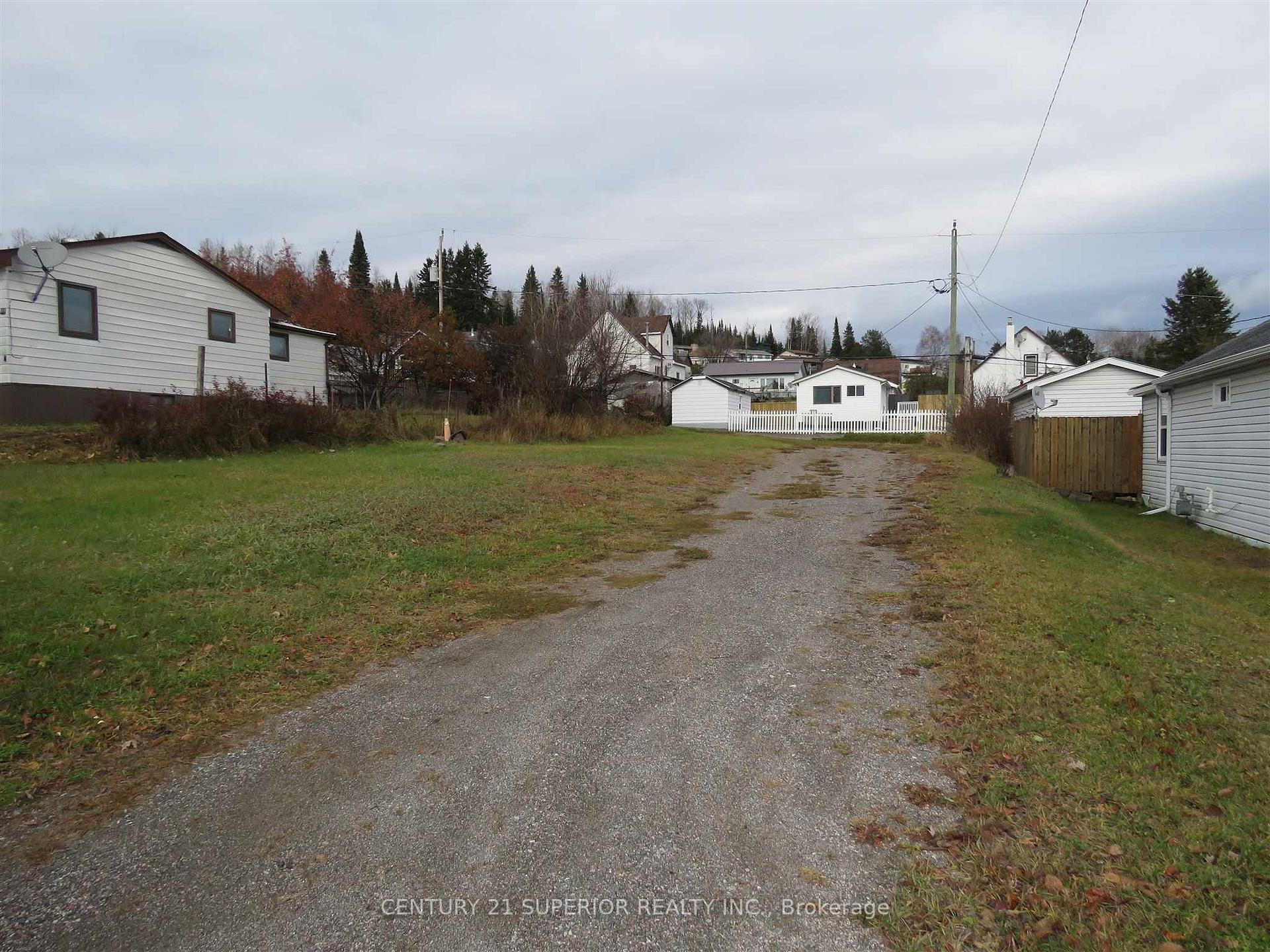 Photo 16 of 111 Seventh Street, Nipigon — HOMEH