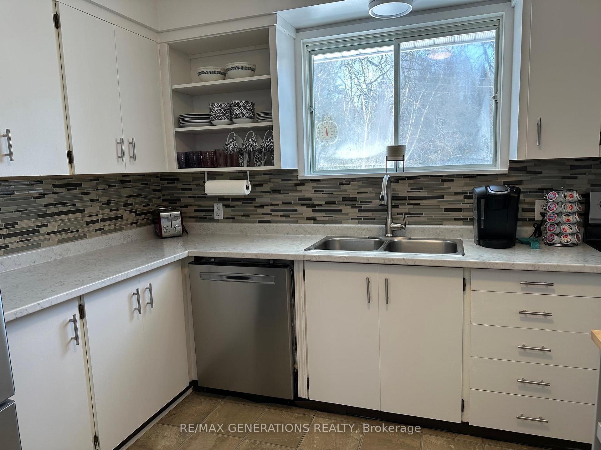 Photo 11 of 56 East Grove Crescent, Terrace Bay — HOMEH