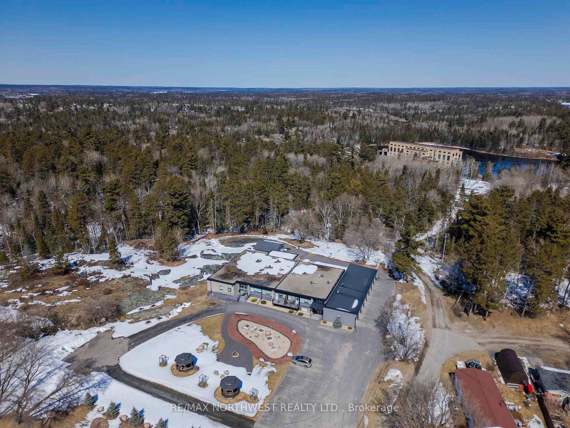 Photo 29 of Unit #3, 100 First Ave West, Kenora, Norman — HOMEH