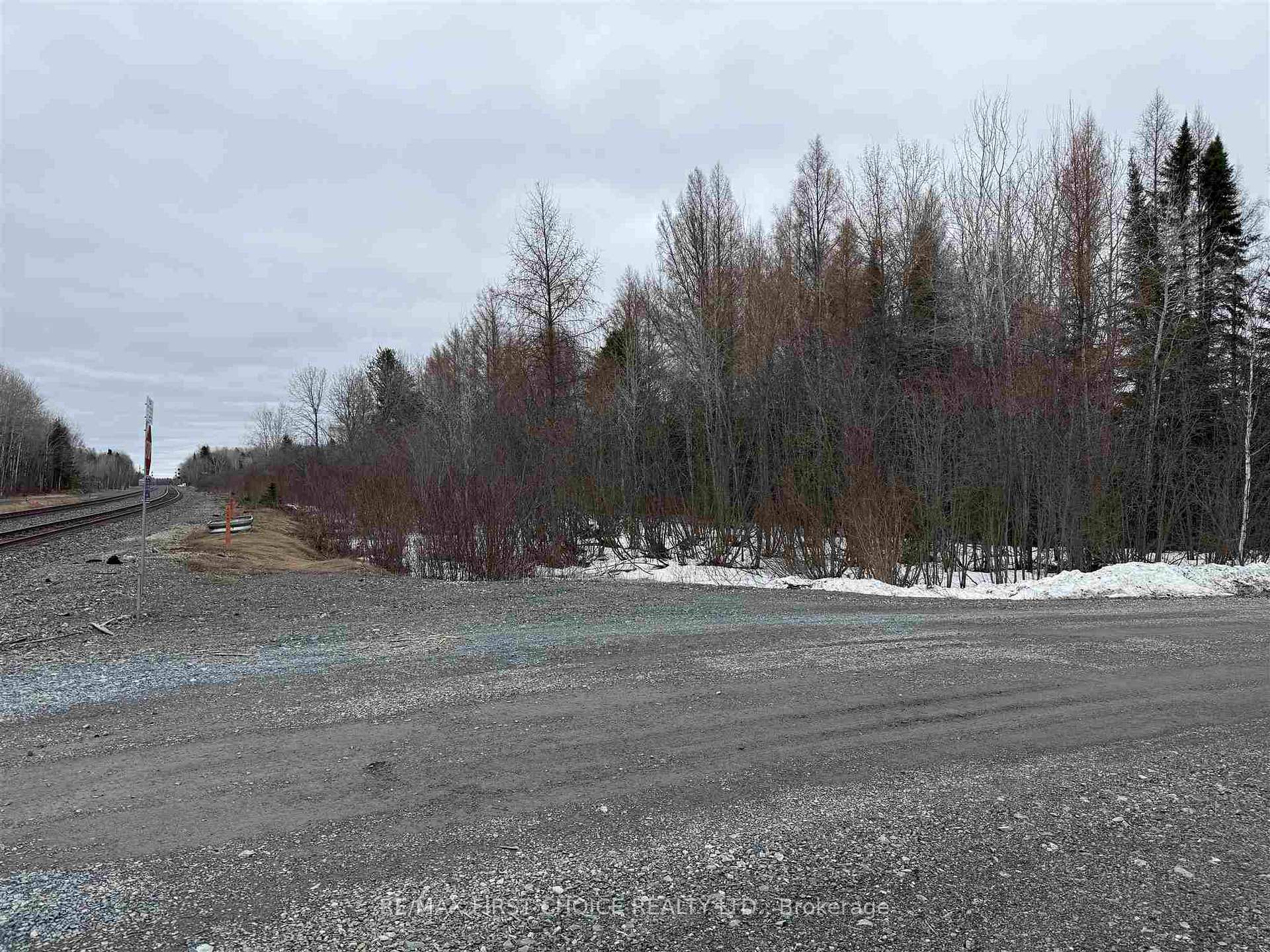 Photo 4 of Kennabutch Lake, Kenora Remote Area, Dinorwic — HOMEH